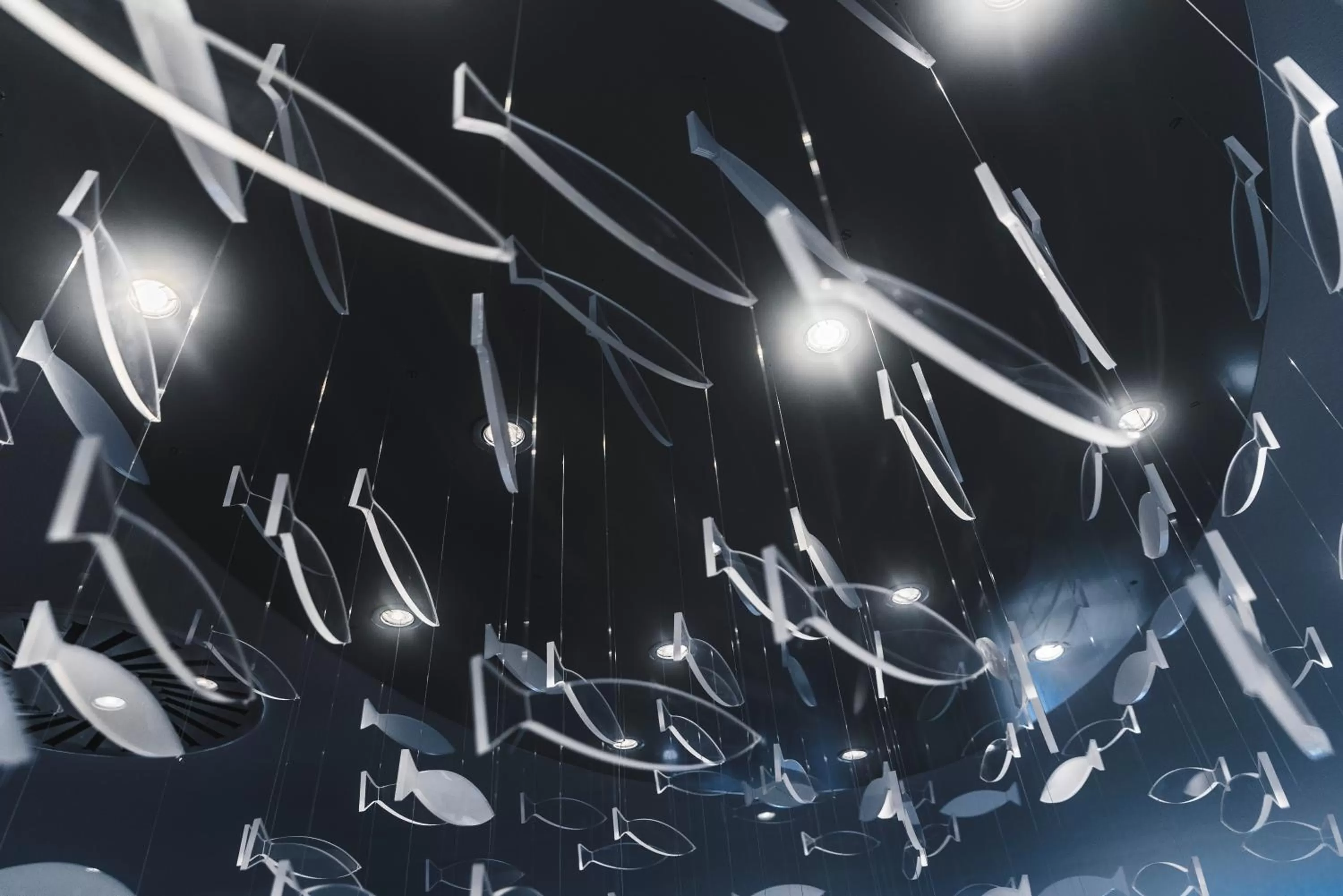 Restaurant/places to eat in MH Atlantico