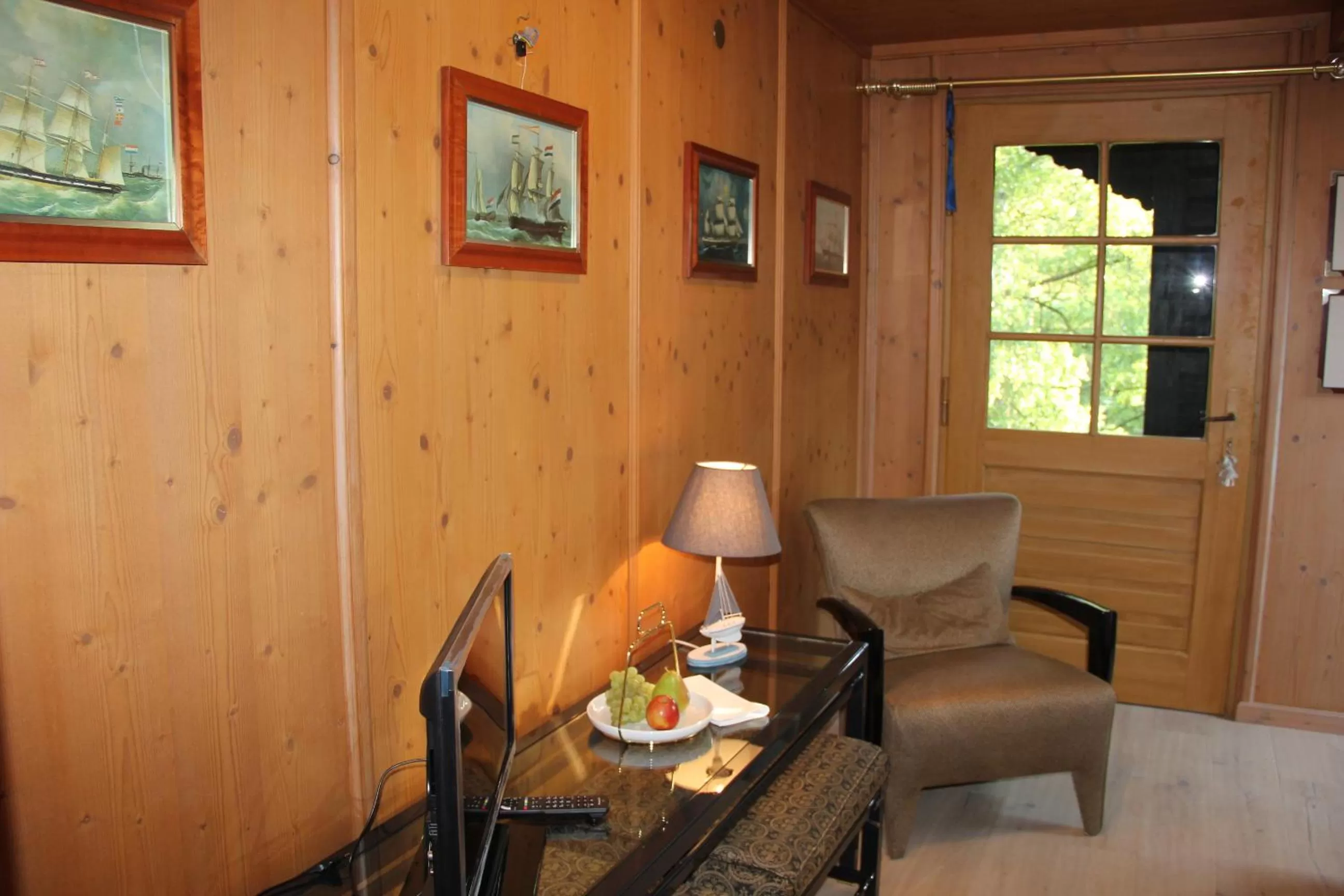 Double Room with Balcony in Villa Zollhaus Bed & Breakfast