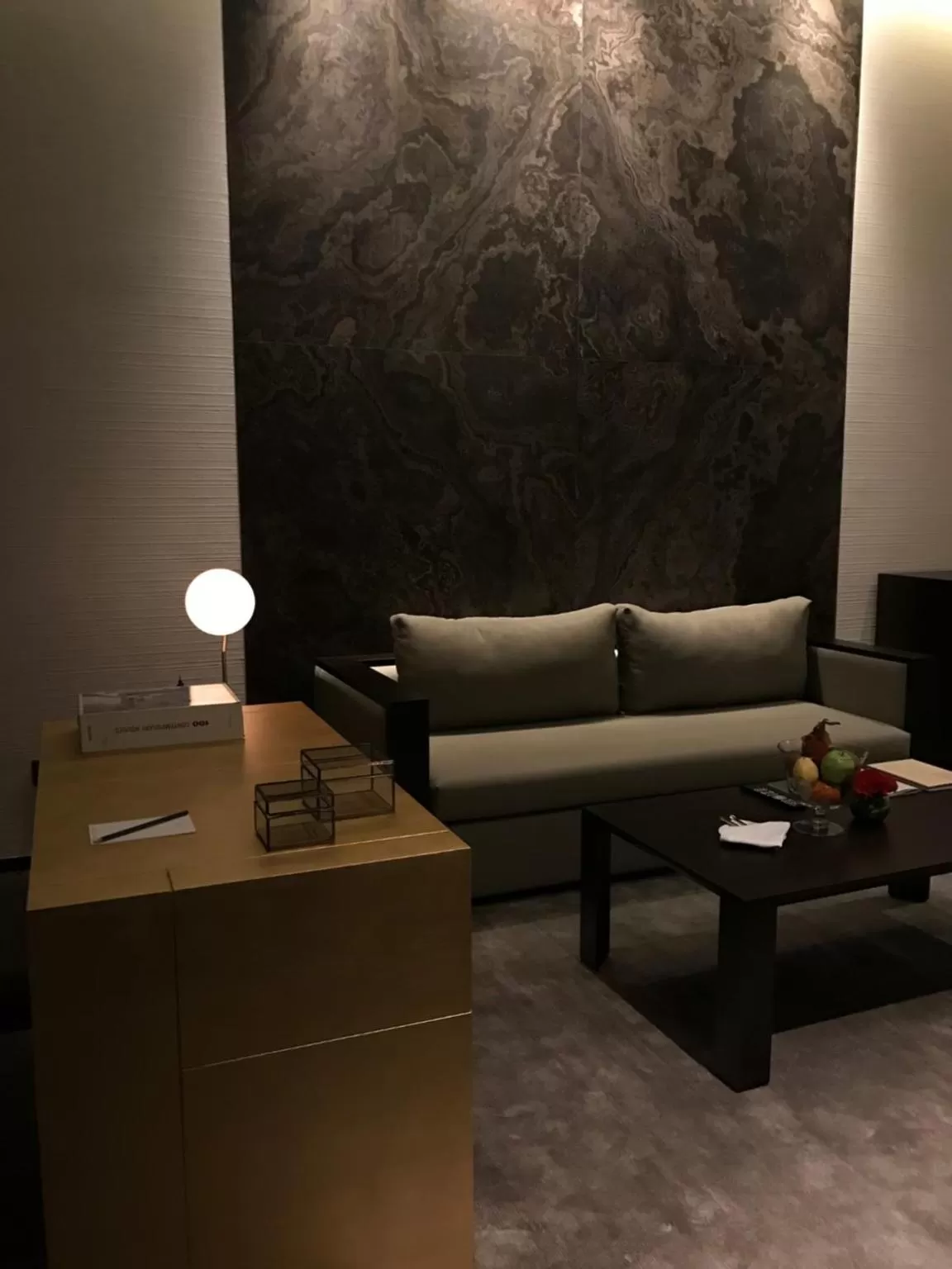 Living room in Roseate House New Delhi