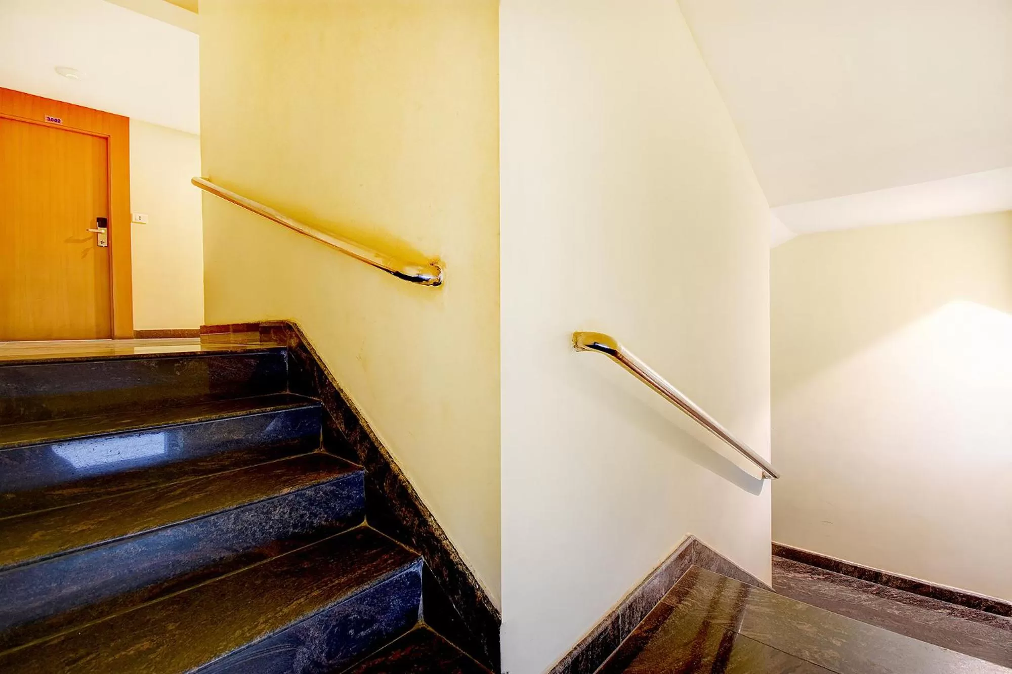 Lobby or reception in FabHotel Abirami Grand Inn - Nr Bryant Park