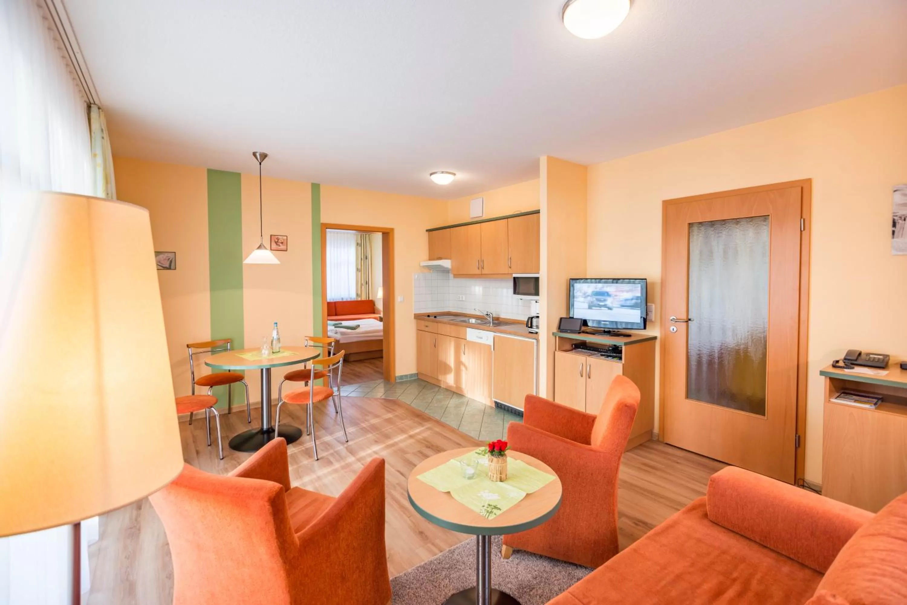 Photo of the whole room, Seating Area in Am Weststrand Apartmenthaus Waldeck