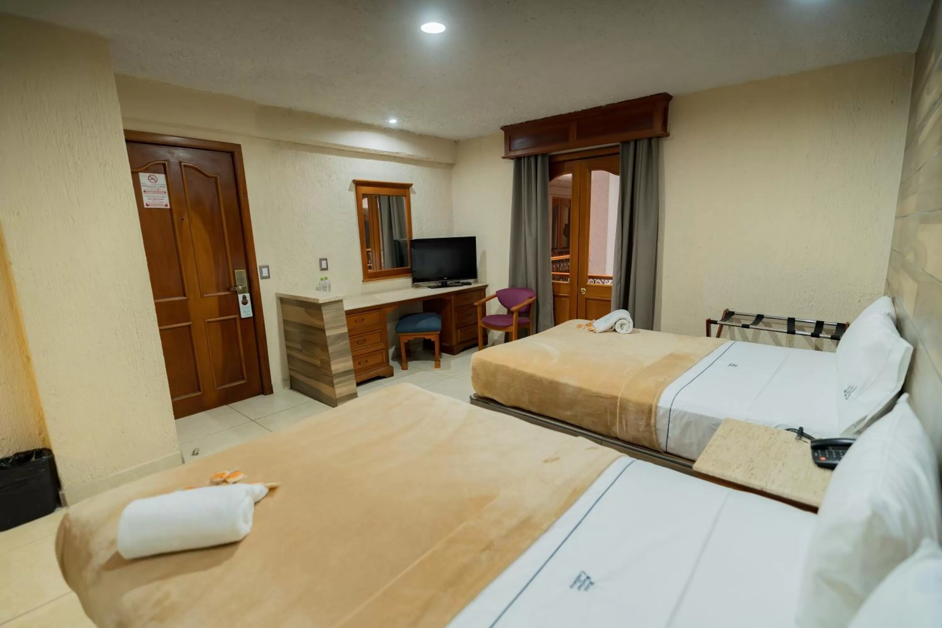 Bedroom, Bed in Hotel Santiago De Compostela - Guadalajara Centro Historico