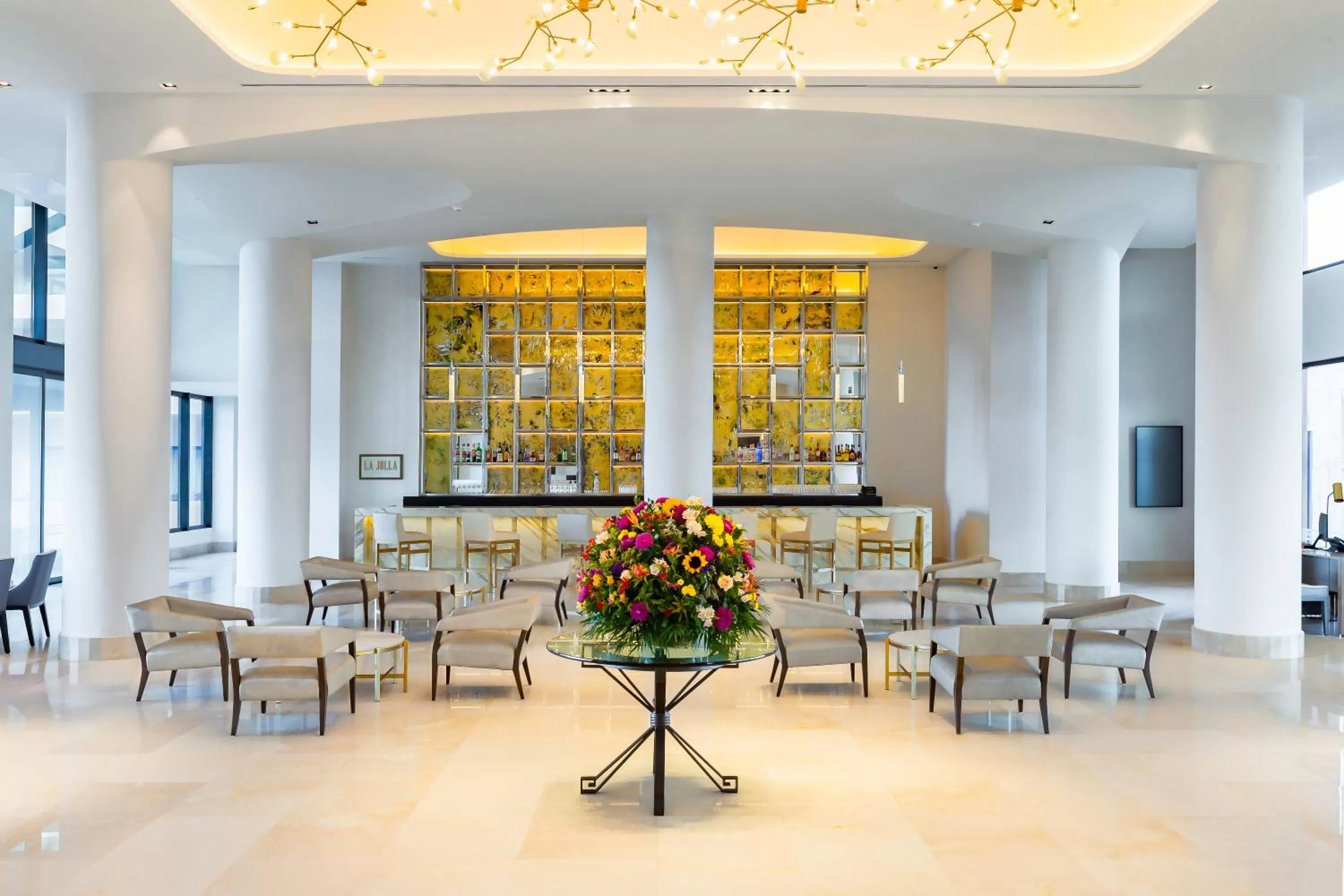 Lounge or bar in Villa La Valencia Beach Resort & Spa Los Cabos