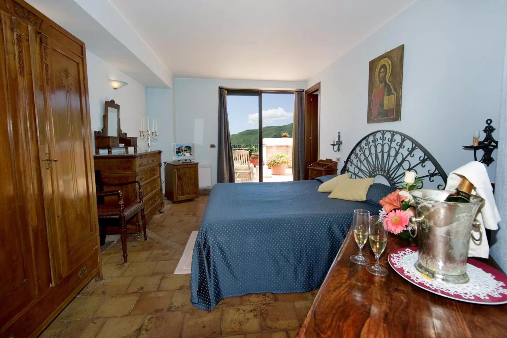 Bed in Hotel Villa Sonia