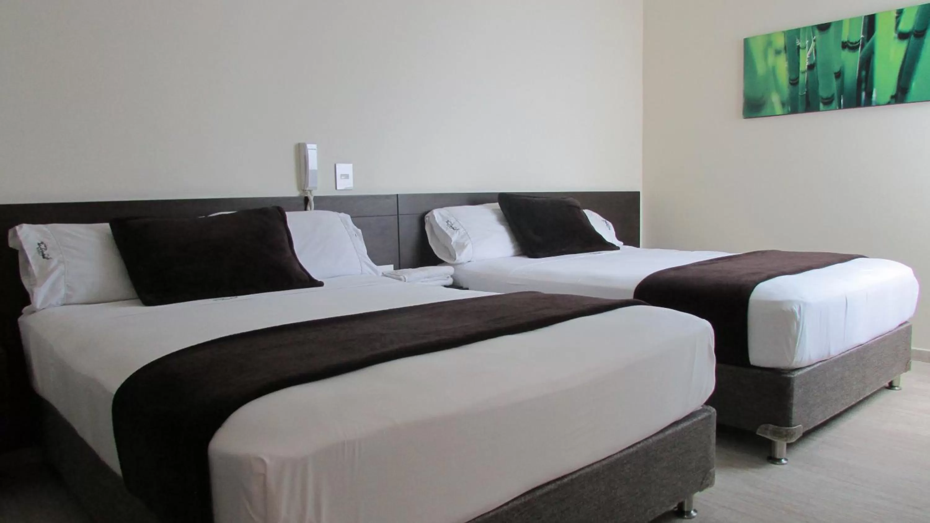 Hotel Via Principal I