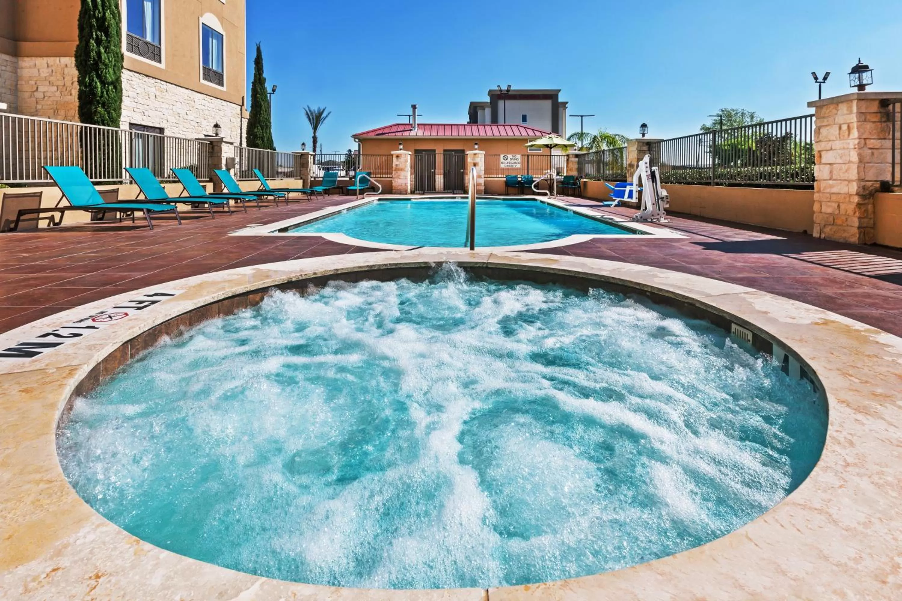 Swimming Pool in Holiday Inn Express & Suites Victoria, an IHG Hotel