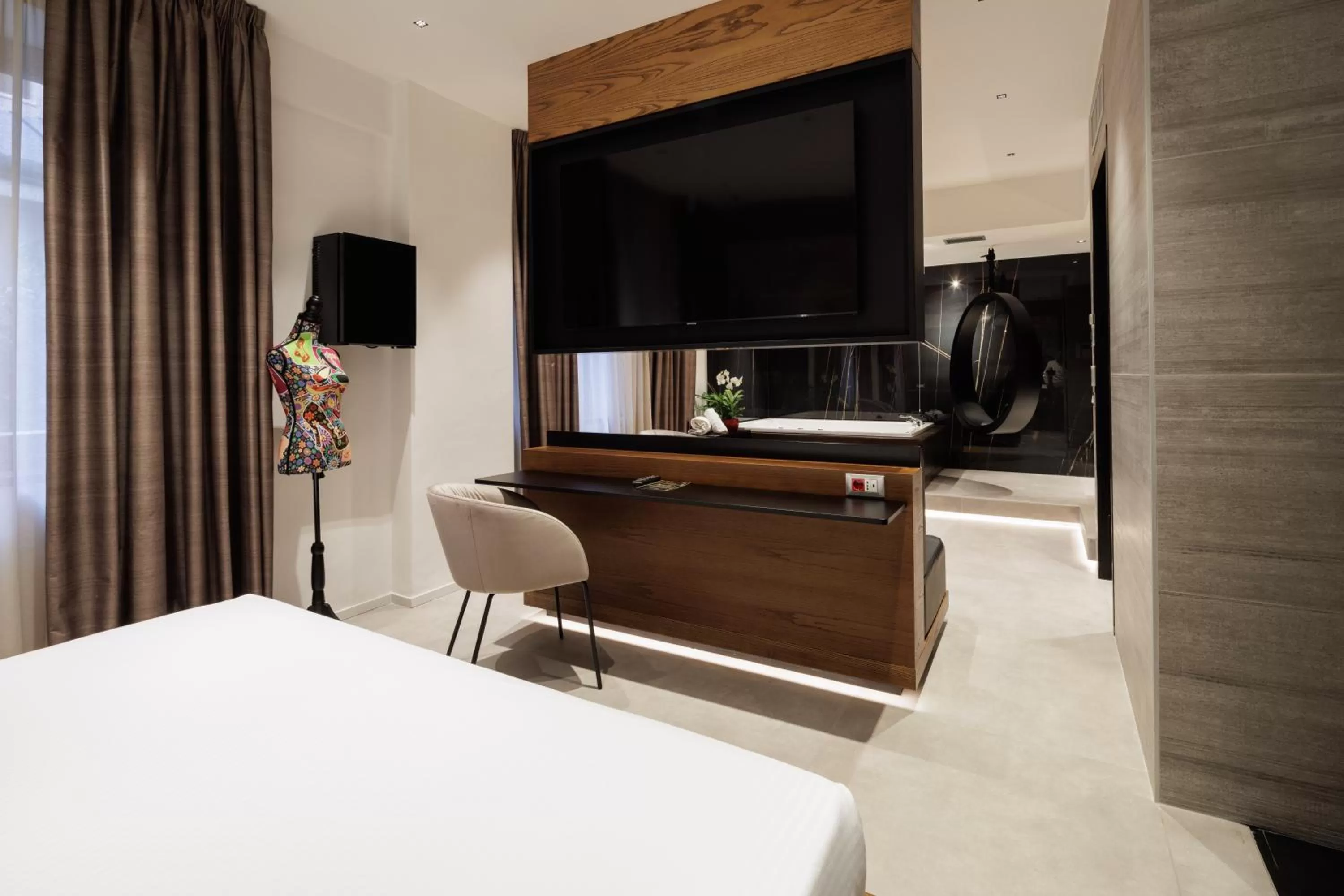 Bedroom, Bed in The Corner Duomo Hotel