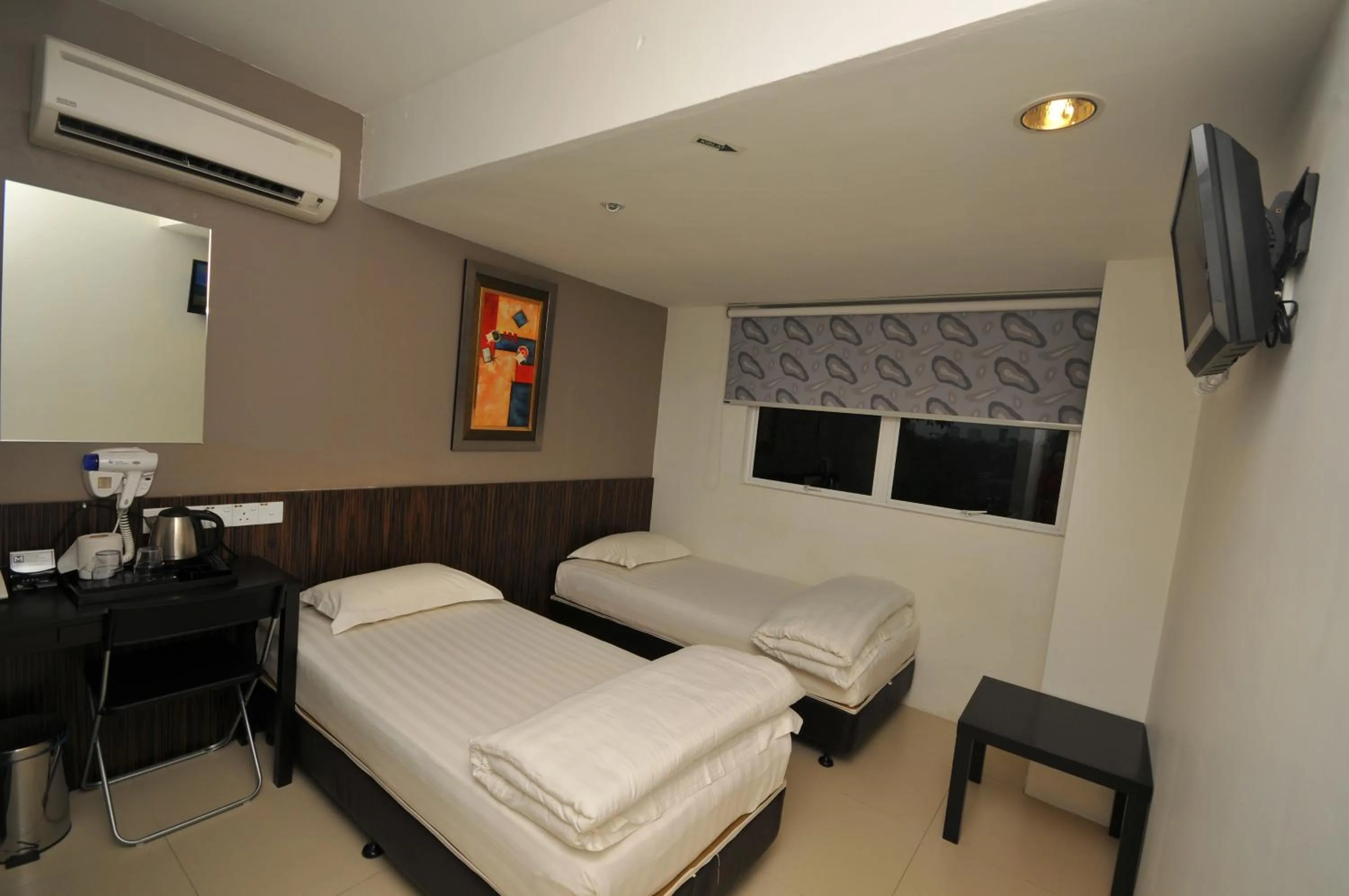 Photo of the whole room, Bed in M Design Hotel @ Pandan Indah
