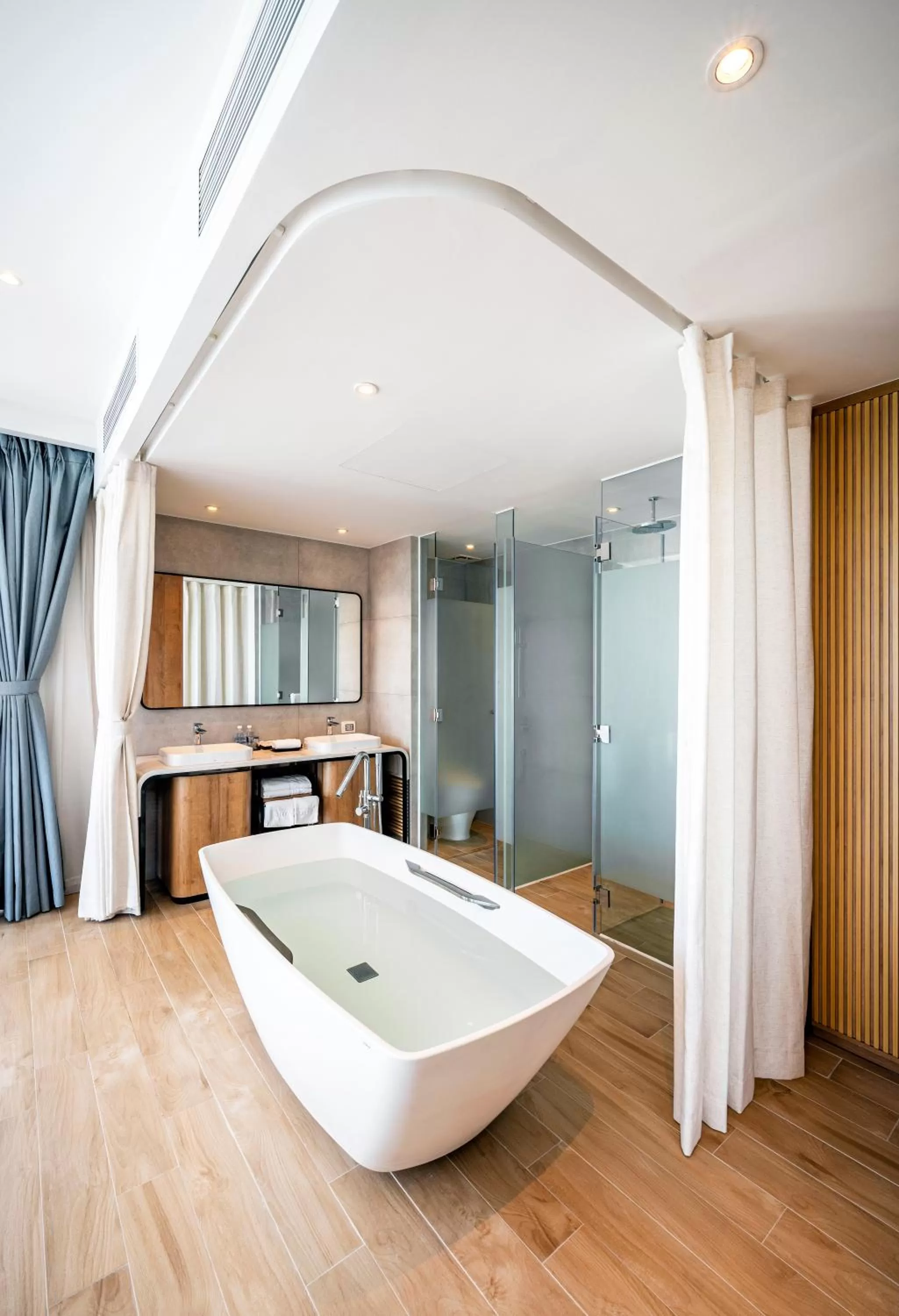 Bathroom in Anya Premier Beachfront Hotel Quy Nhon