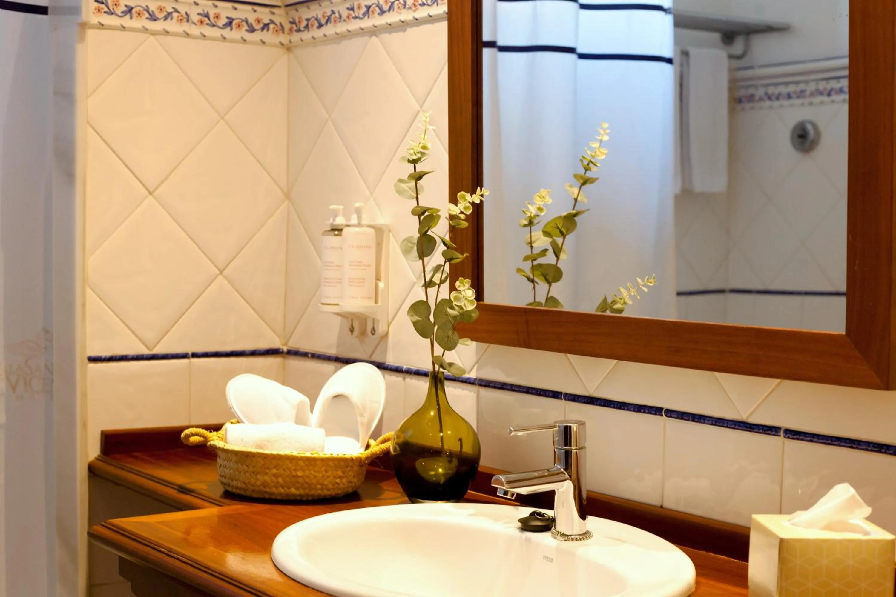Bathroom in Hotel Cala Sant Vicenç - Adults Only