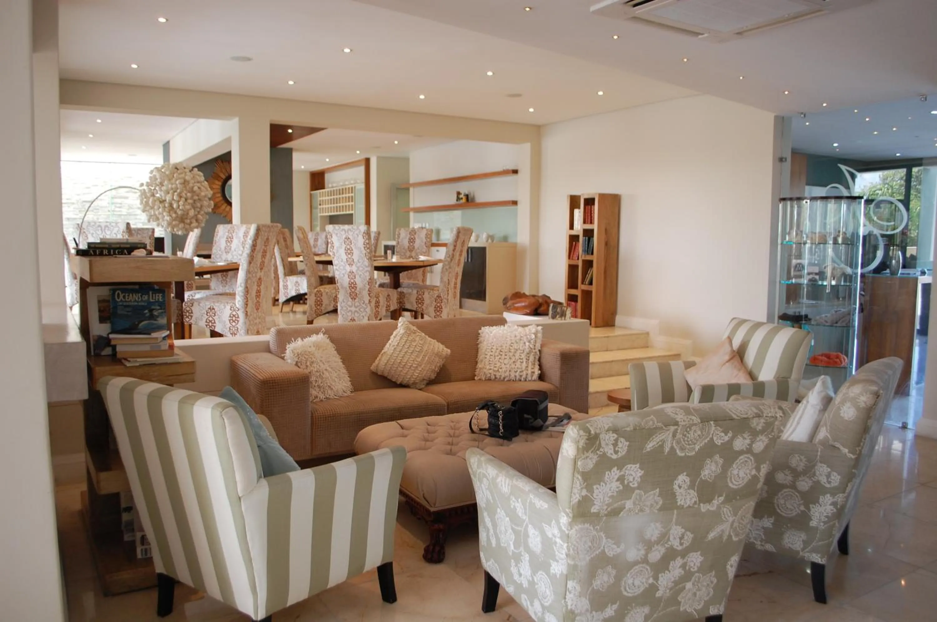 Seating area in Isango Gate