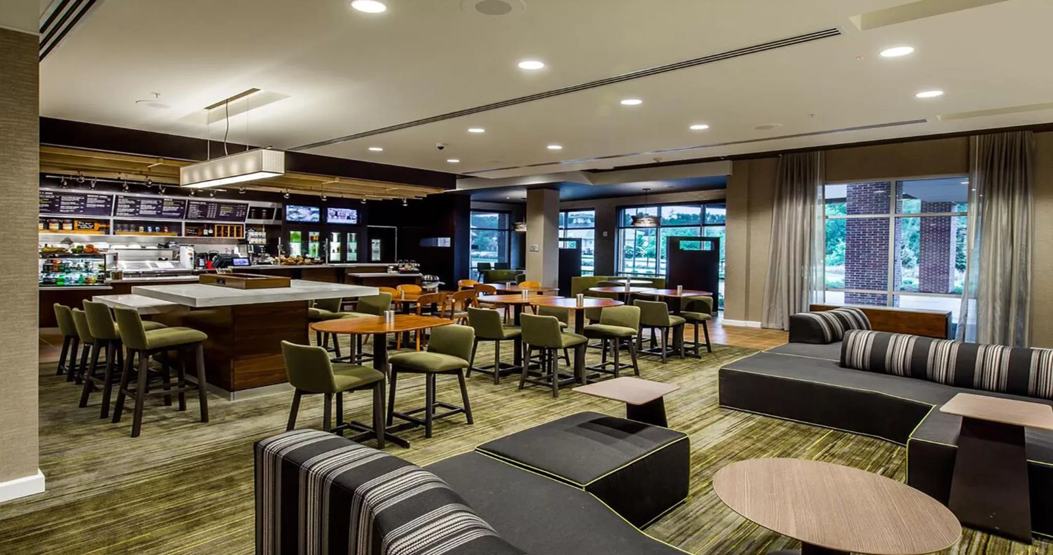 Restaurant/places to eat in Courtyard by Marriott Columbia Cayce