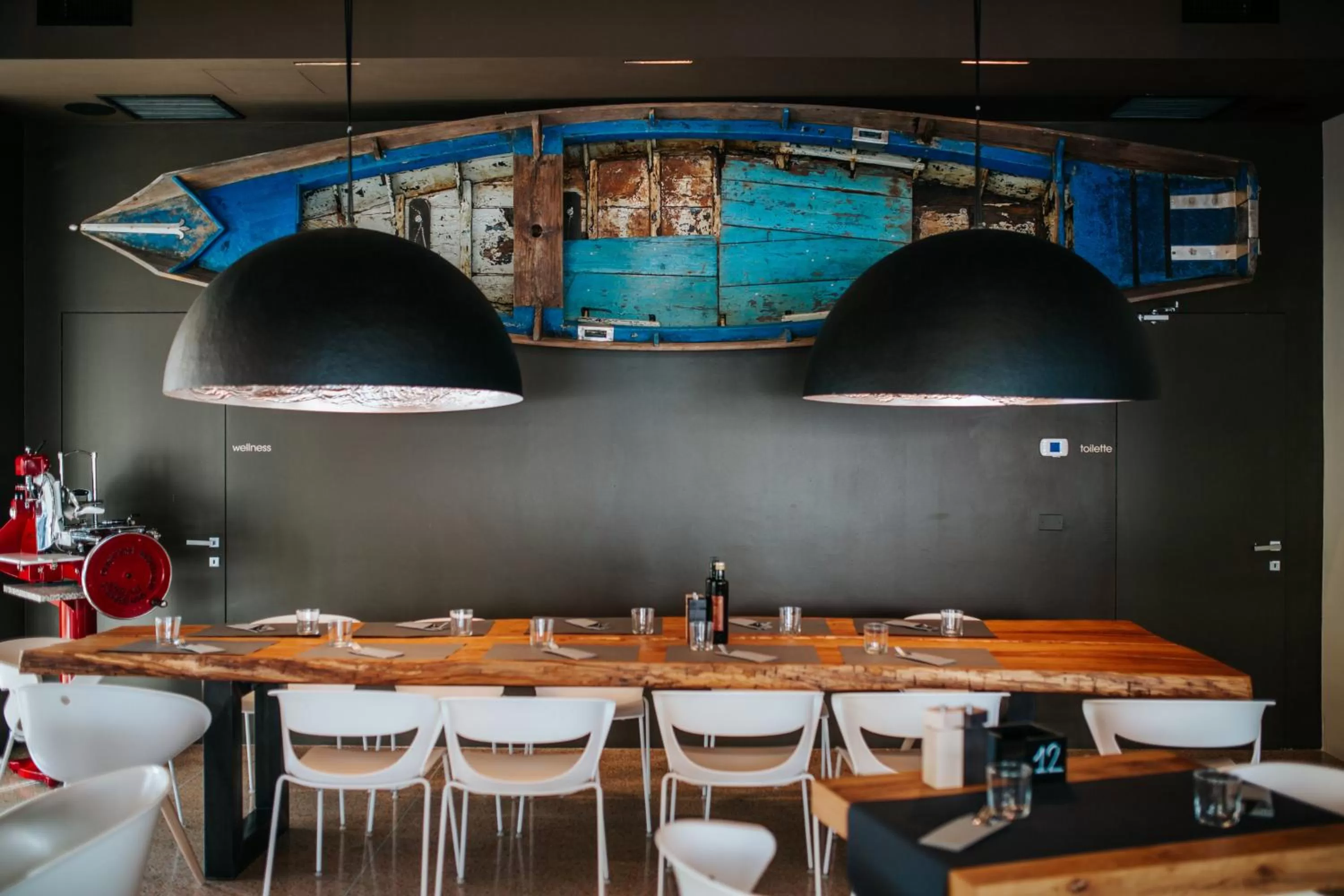 Restaurant/places to eat in JO Hotel