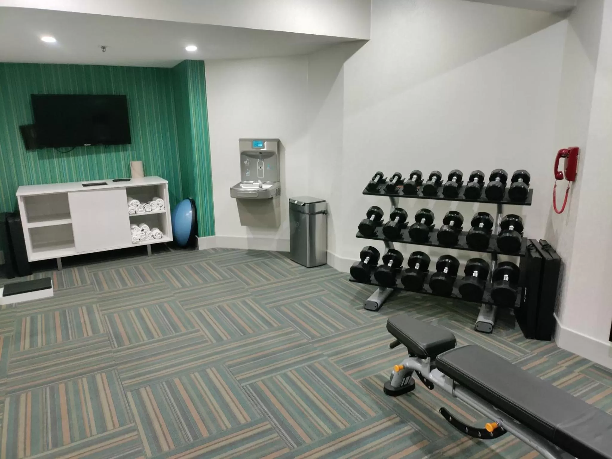 Fitness centre/facilities in Holiday Inn Express Newberg - Wine Country by IHG