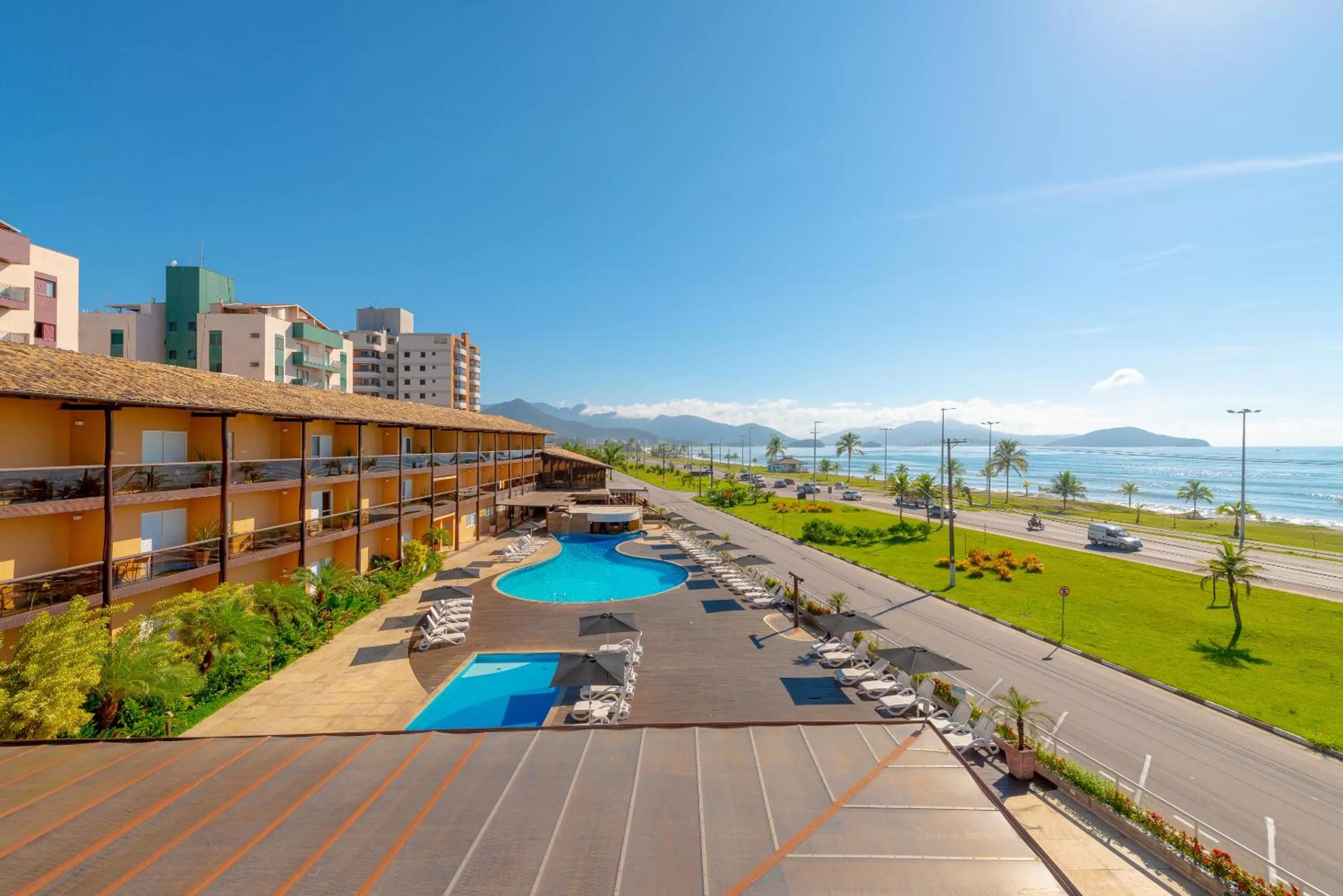 Pool view in Hotel Costa Norte Massaguaçu