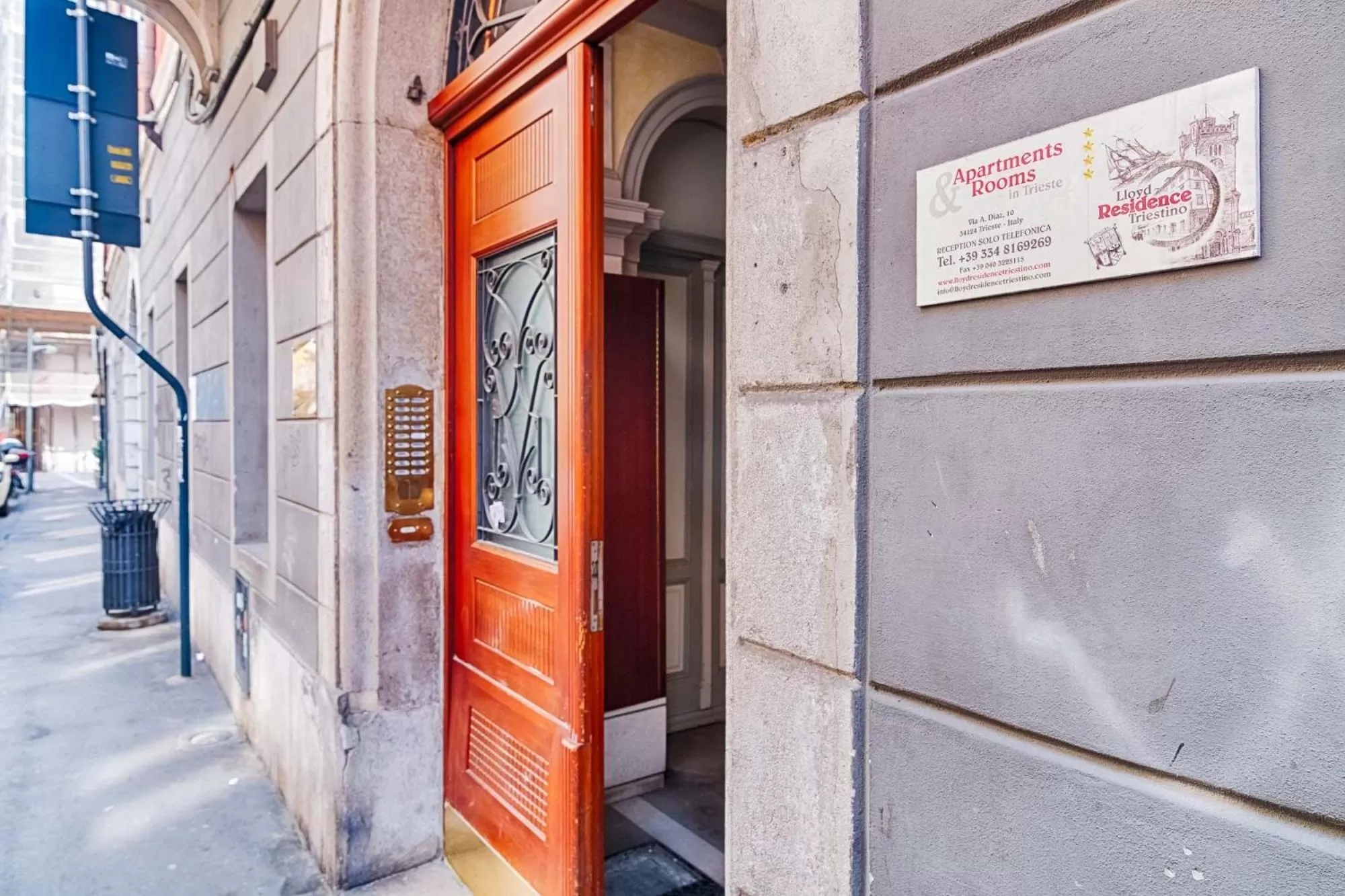 Property building in Lloyd Residence Triestino