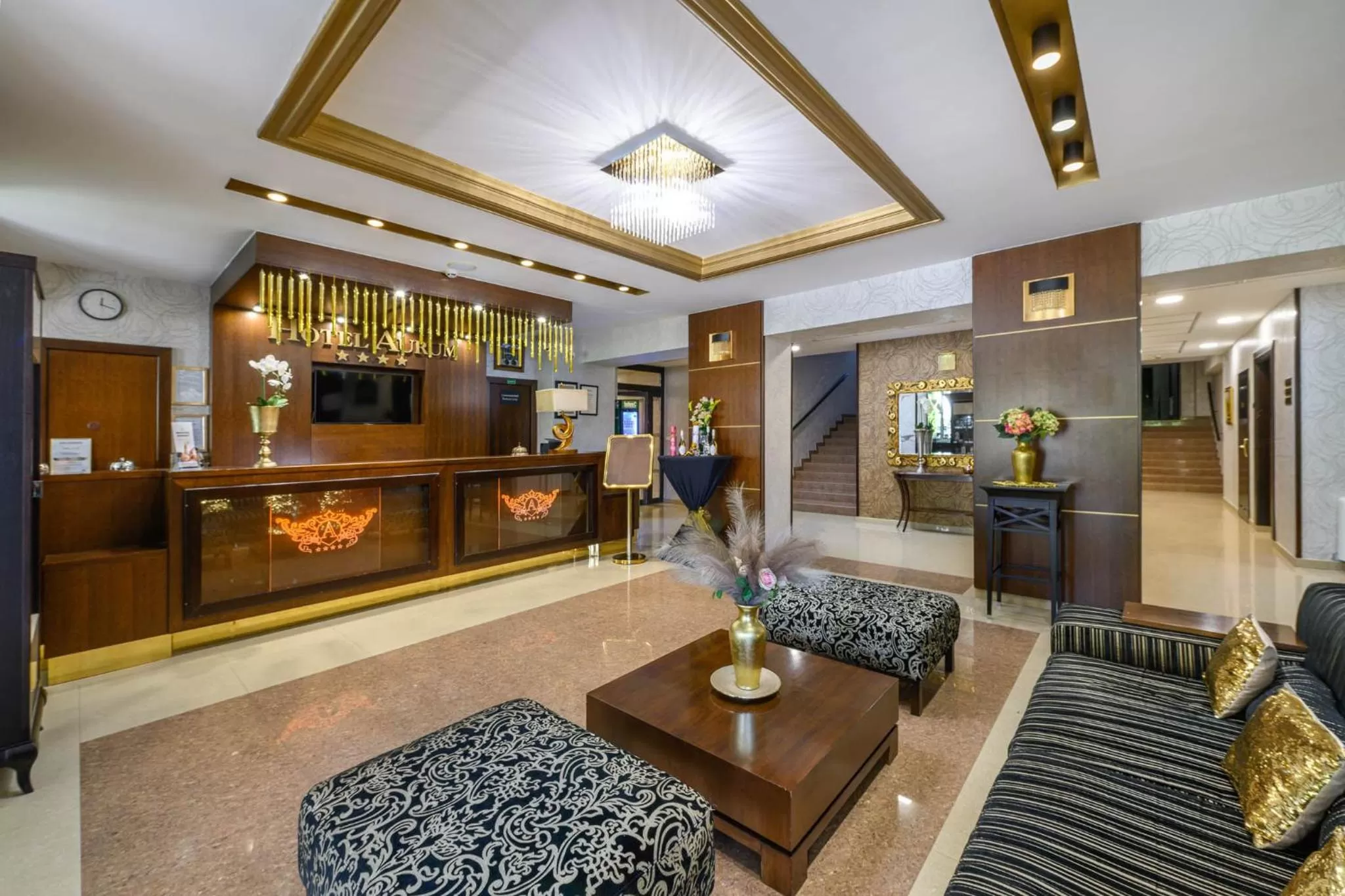 Lobby or reception in Hotel Aurum