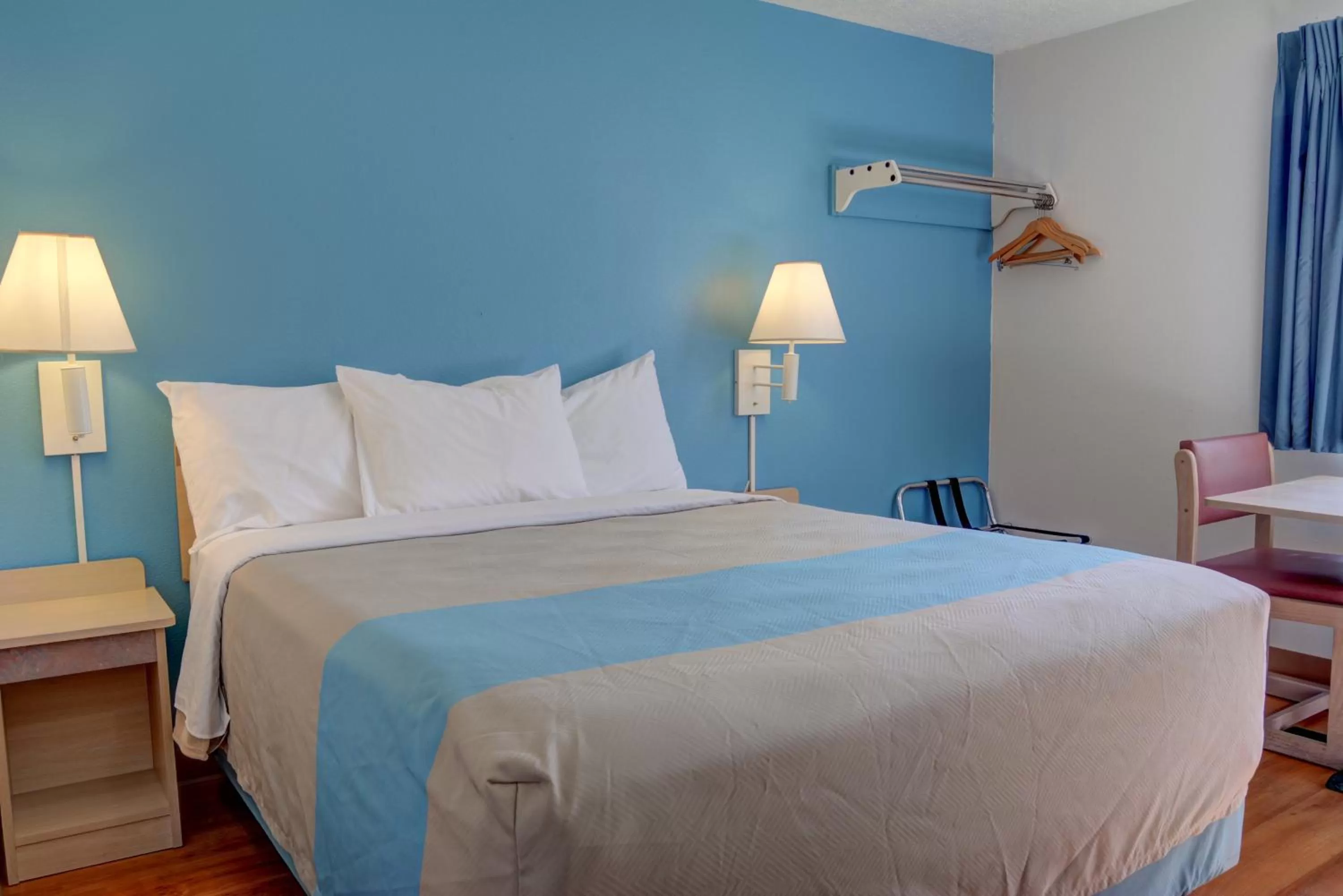 Bedroom, Bed in Motel 6-The Dalles, OR