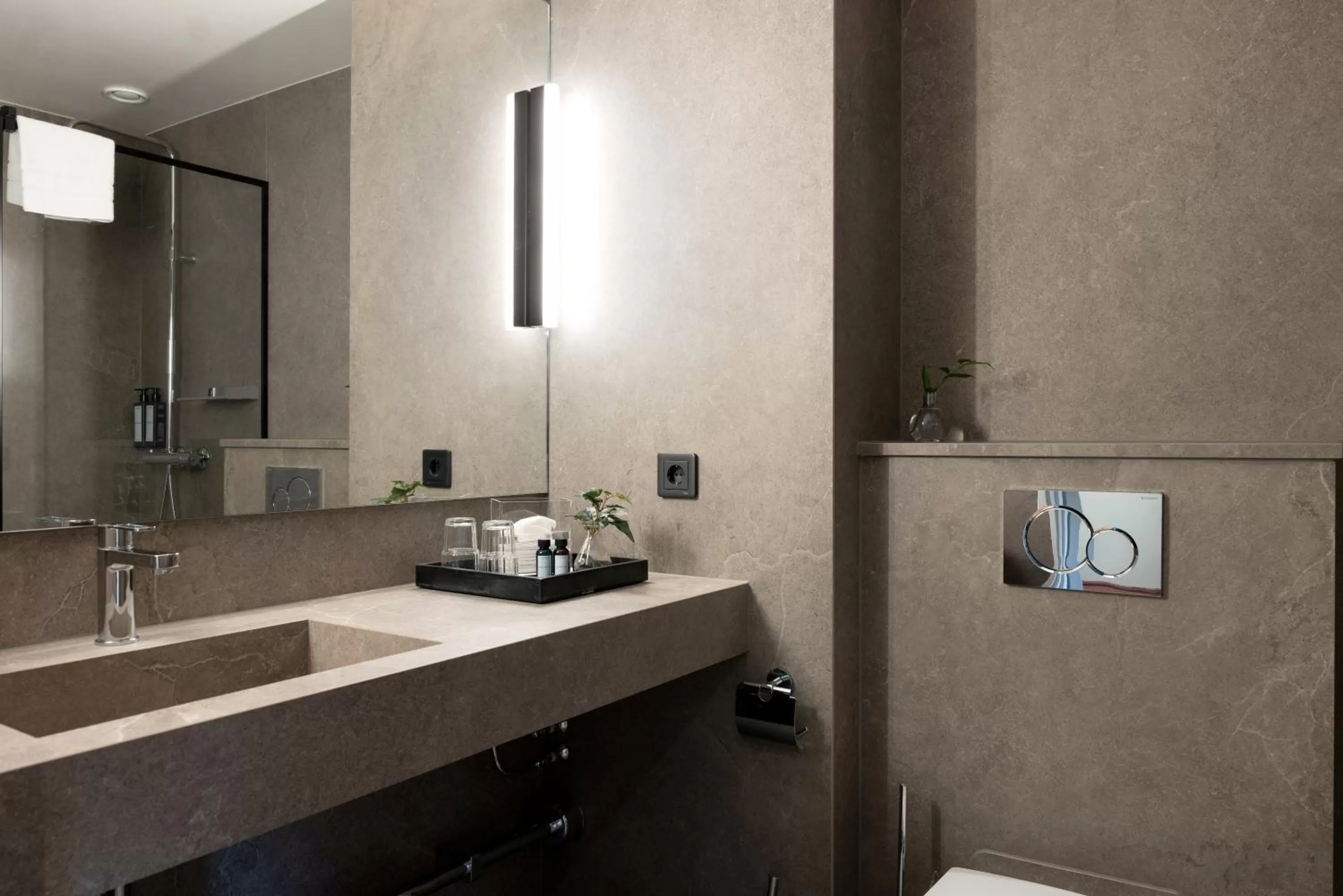 Bathroom in Elite Stadshotellet Karlstad, Hotel & Spa