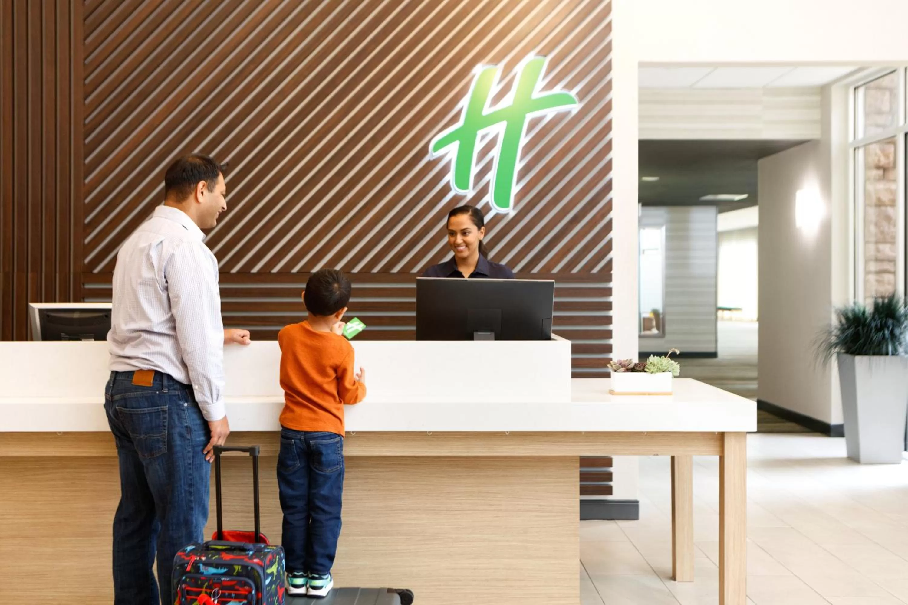 Property building in Holiday Inn Oakland Airport by IHG