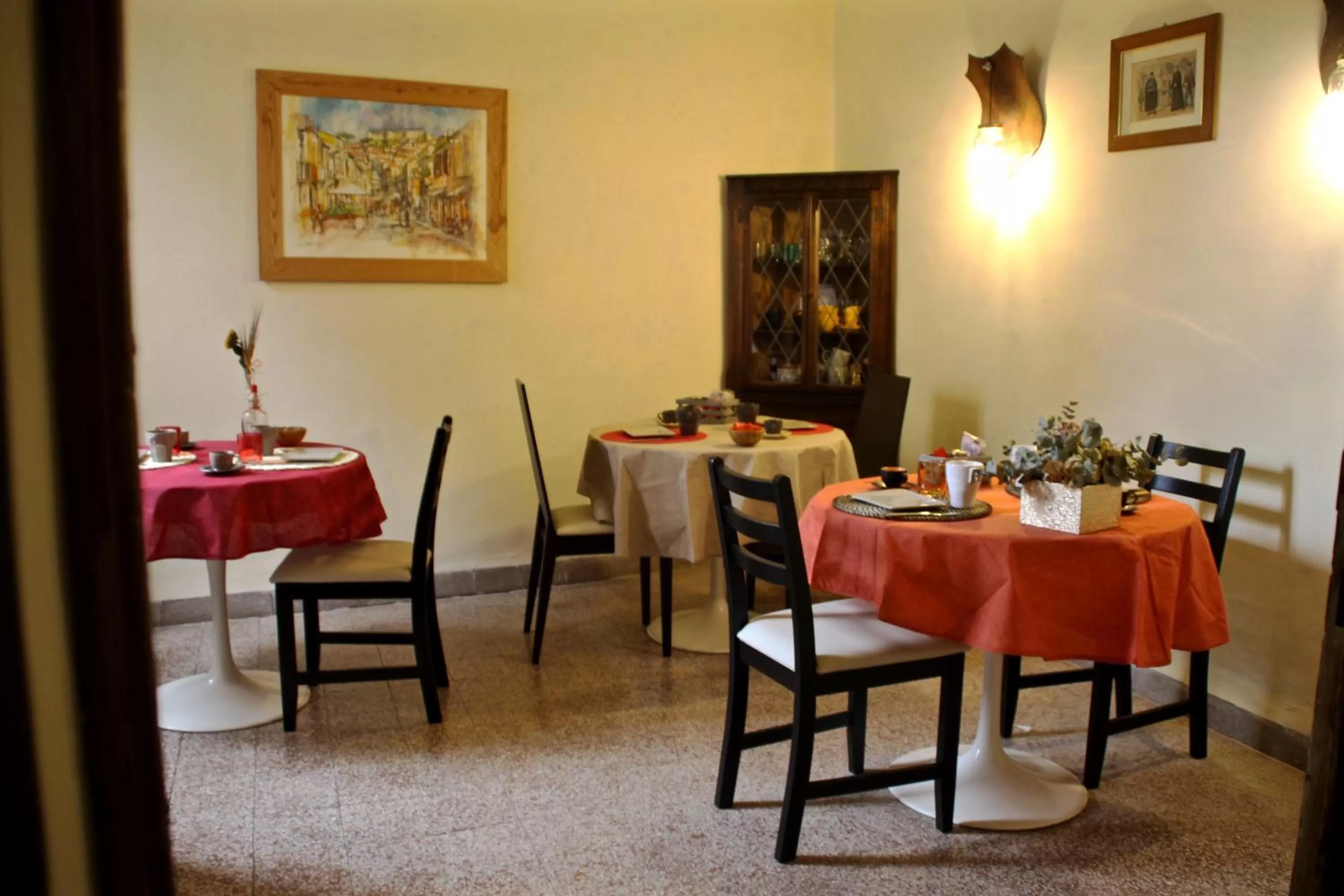 Communal kitchen in Antica Corte del Castello