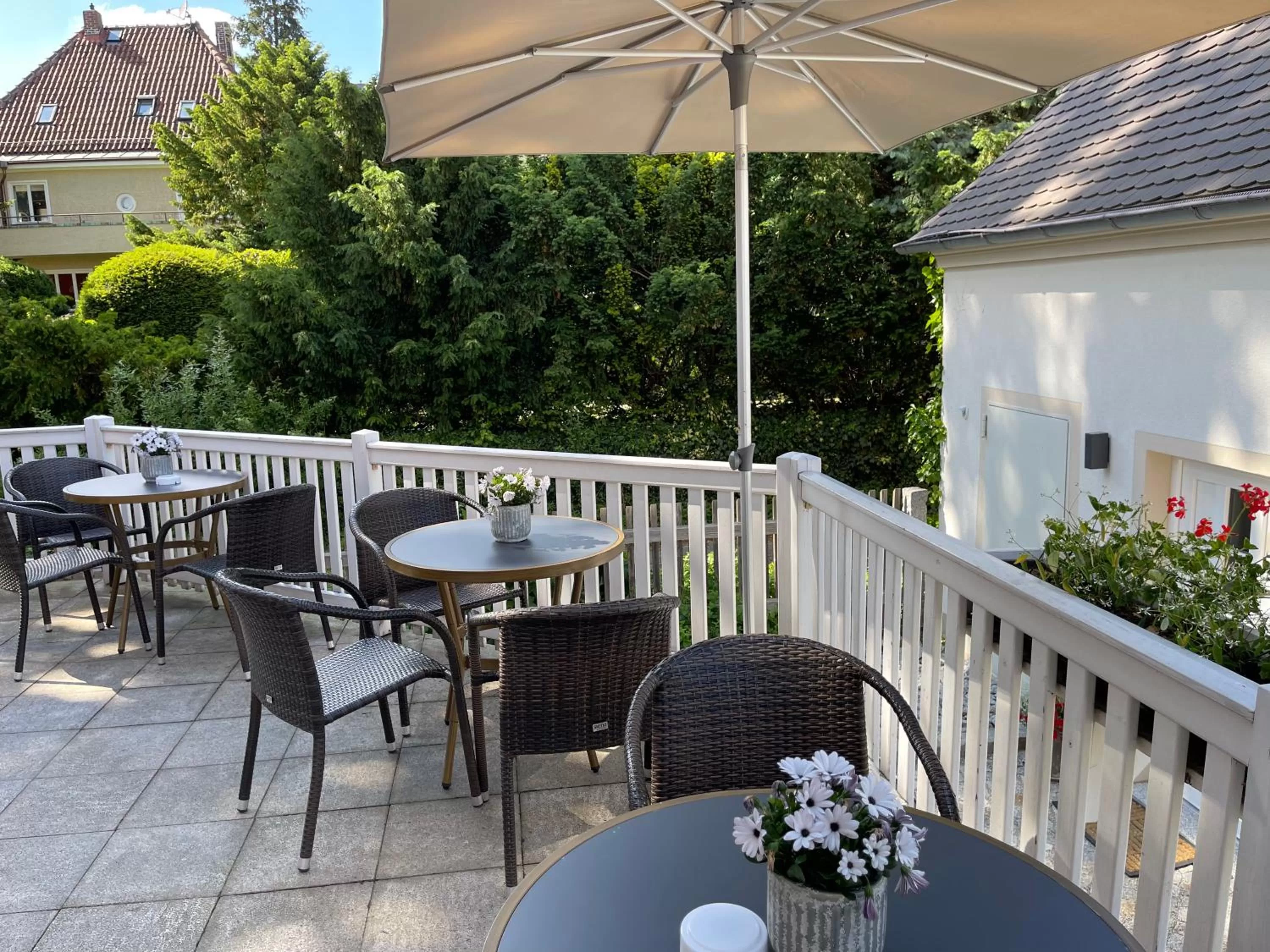 Day in Villa Antonia