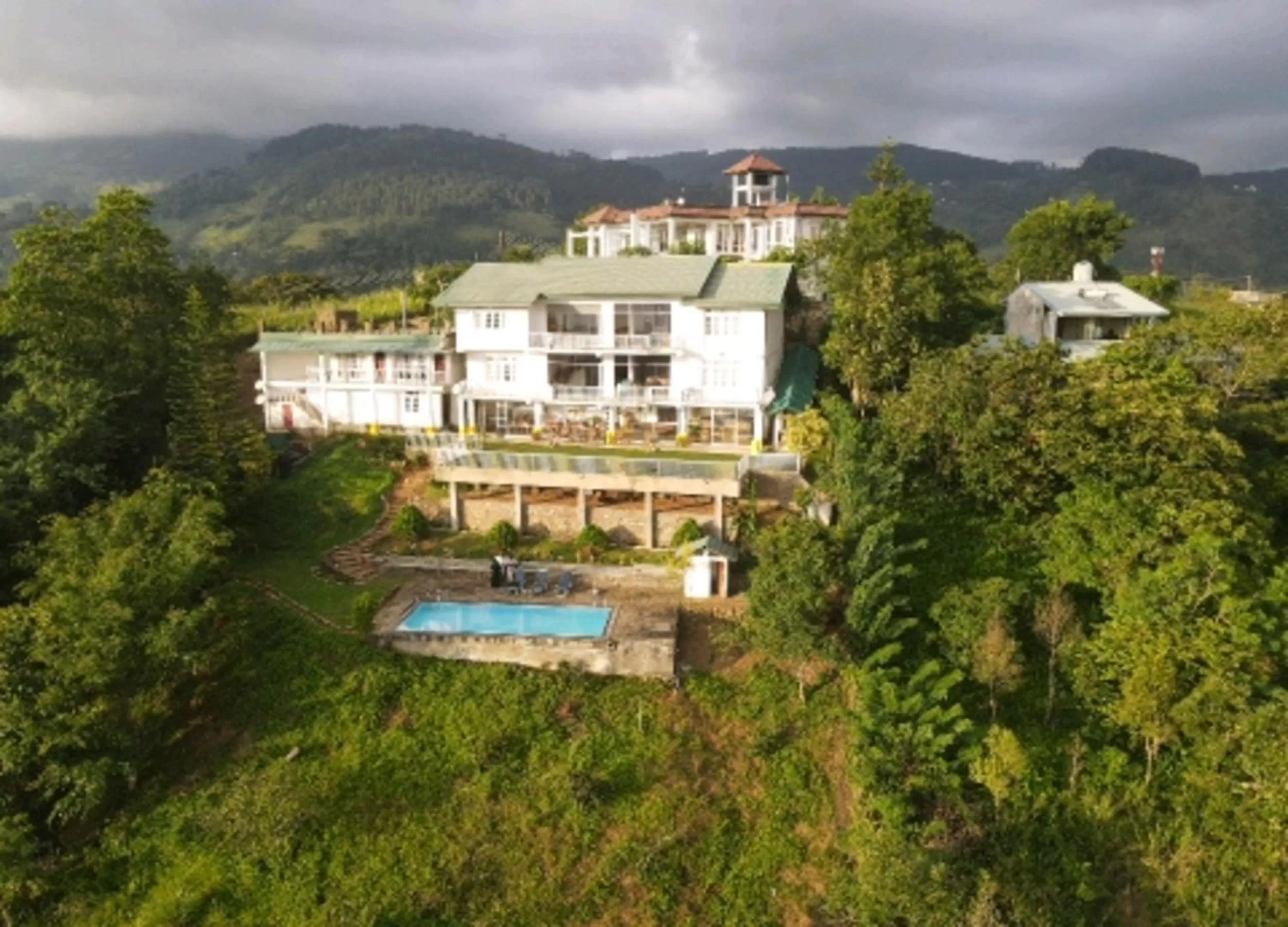 Property building in Sky Lodge