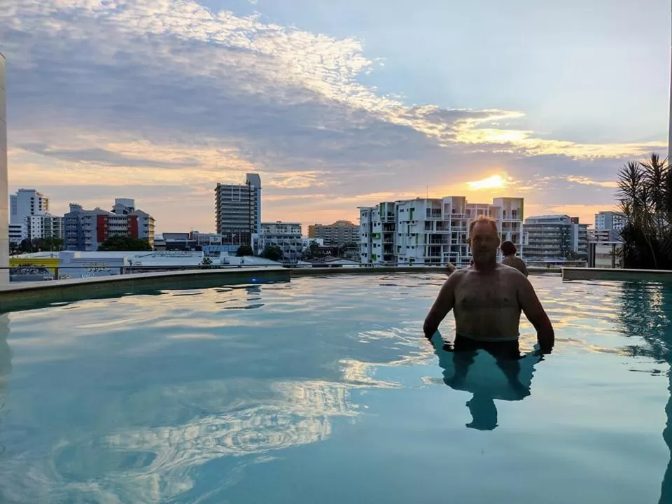 Swimming pool in Darwin Harbour Suites