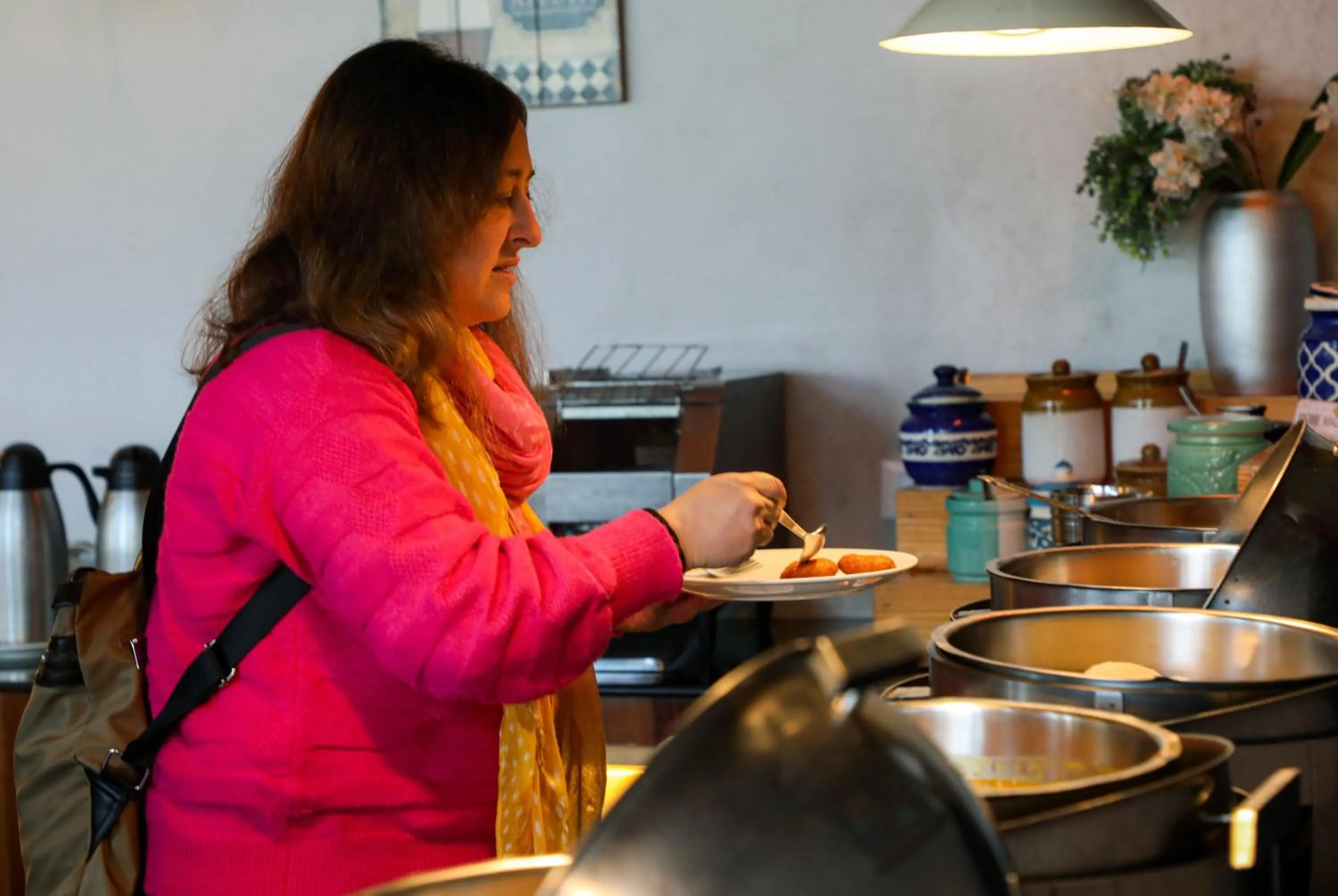 Restaurant/places to eat in Hotel SunGrace