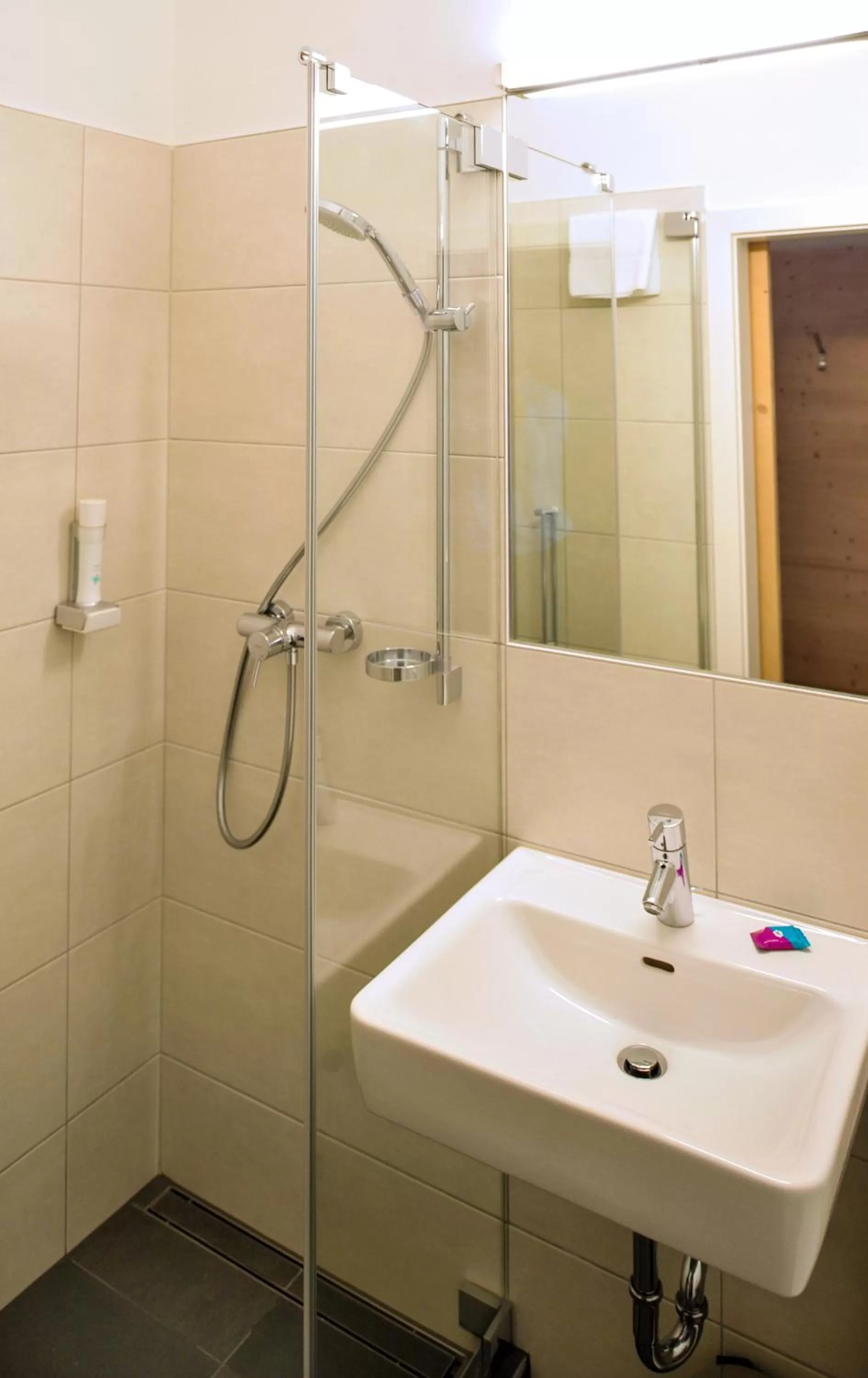 Shower in Hotel Markus Sittikus Salzburg