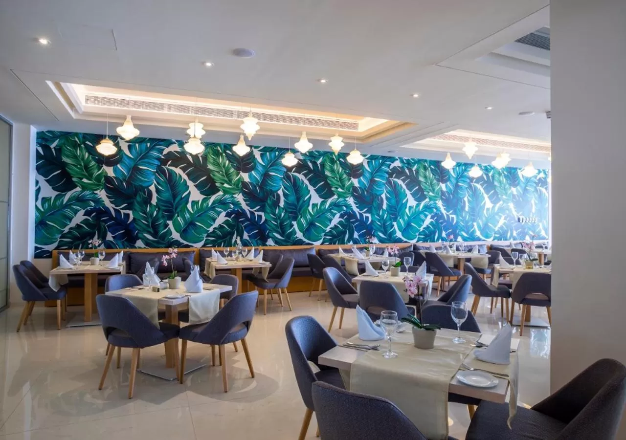 Restaurant/places to eat in Tsokkos Protaras Beach Hotel