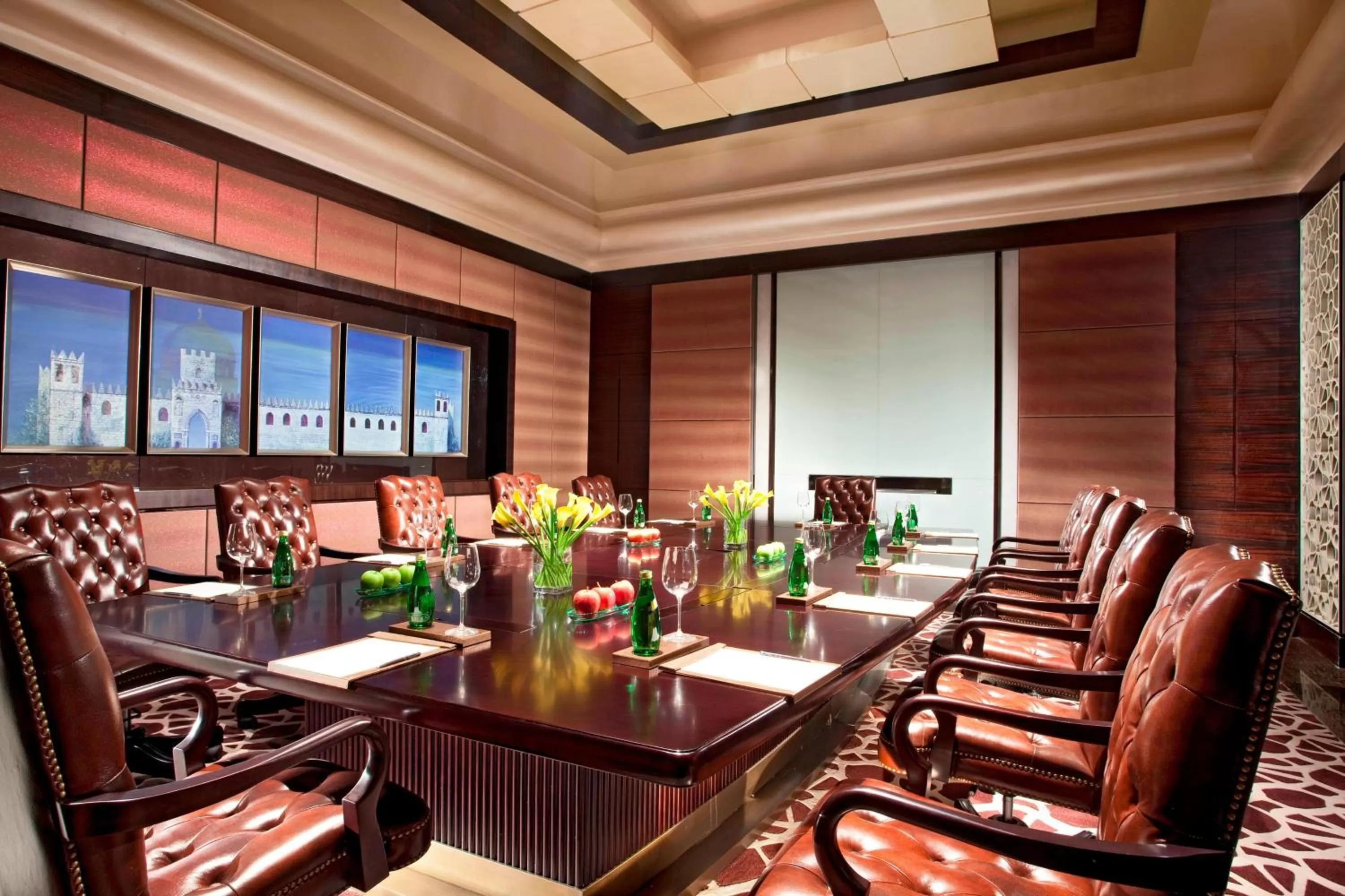 Meeting/conference room in Sheraton Qingyuan Lion Lake Resort