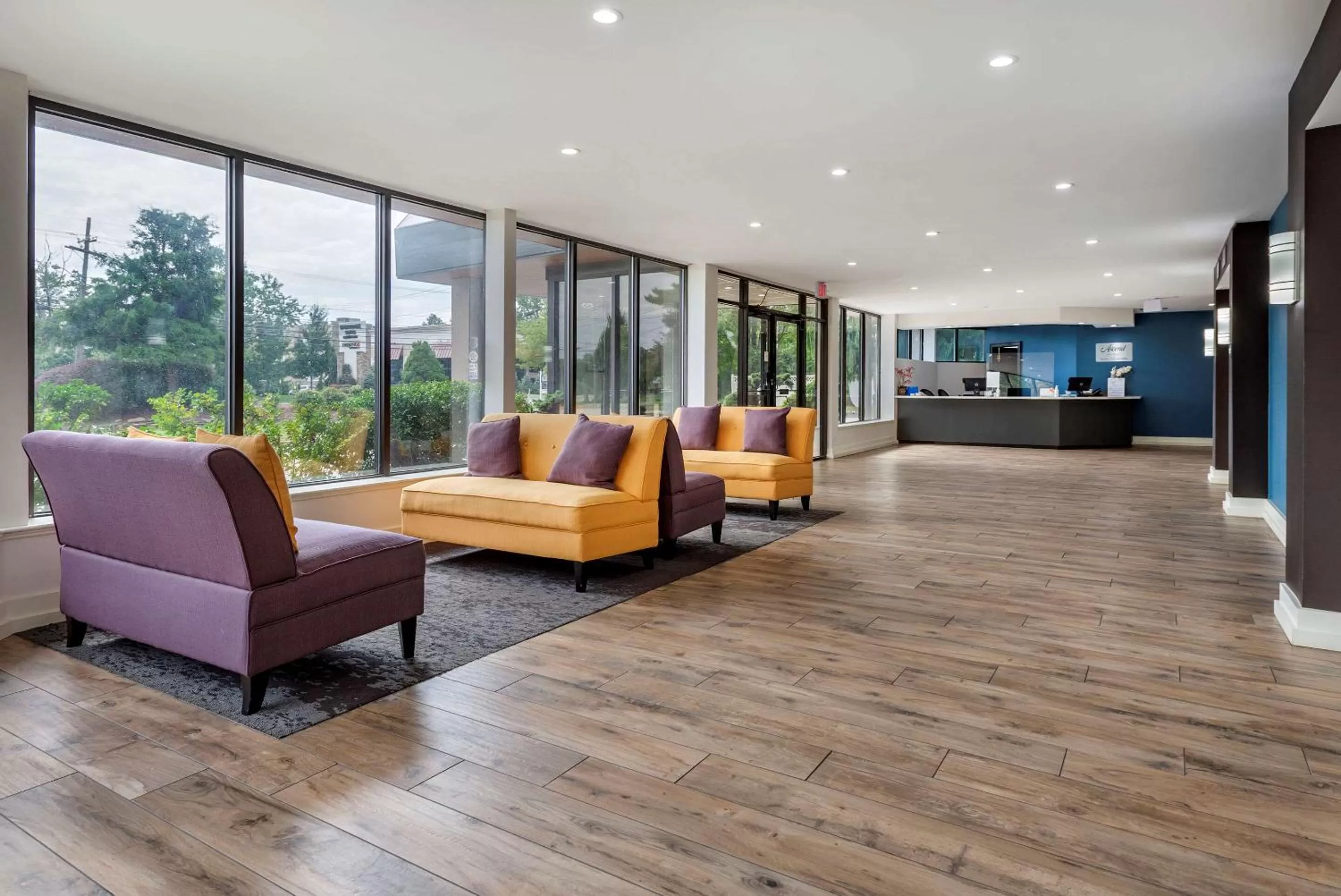 Lobby or reception in Somerset Lofts