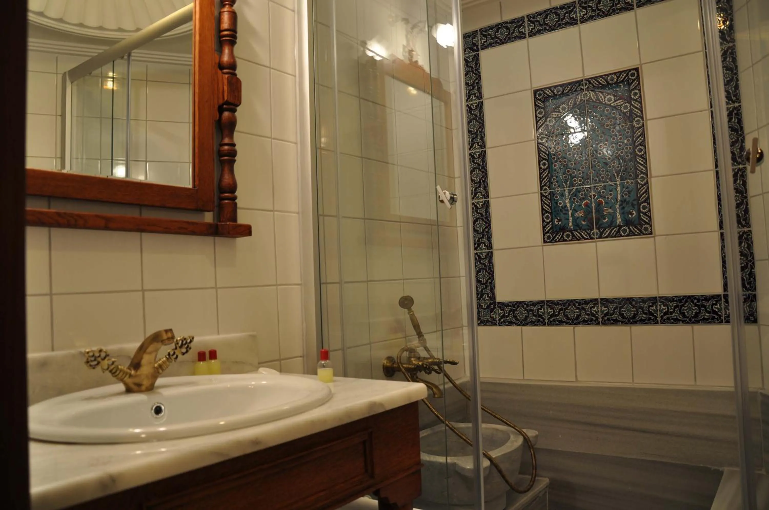 Aruna Boutique Hotel