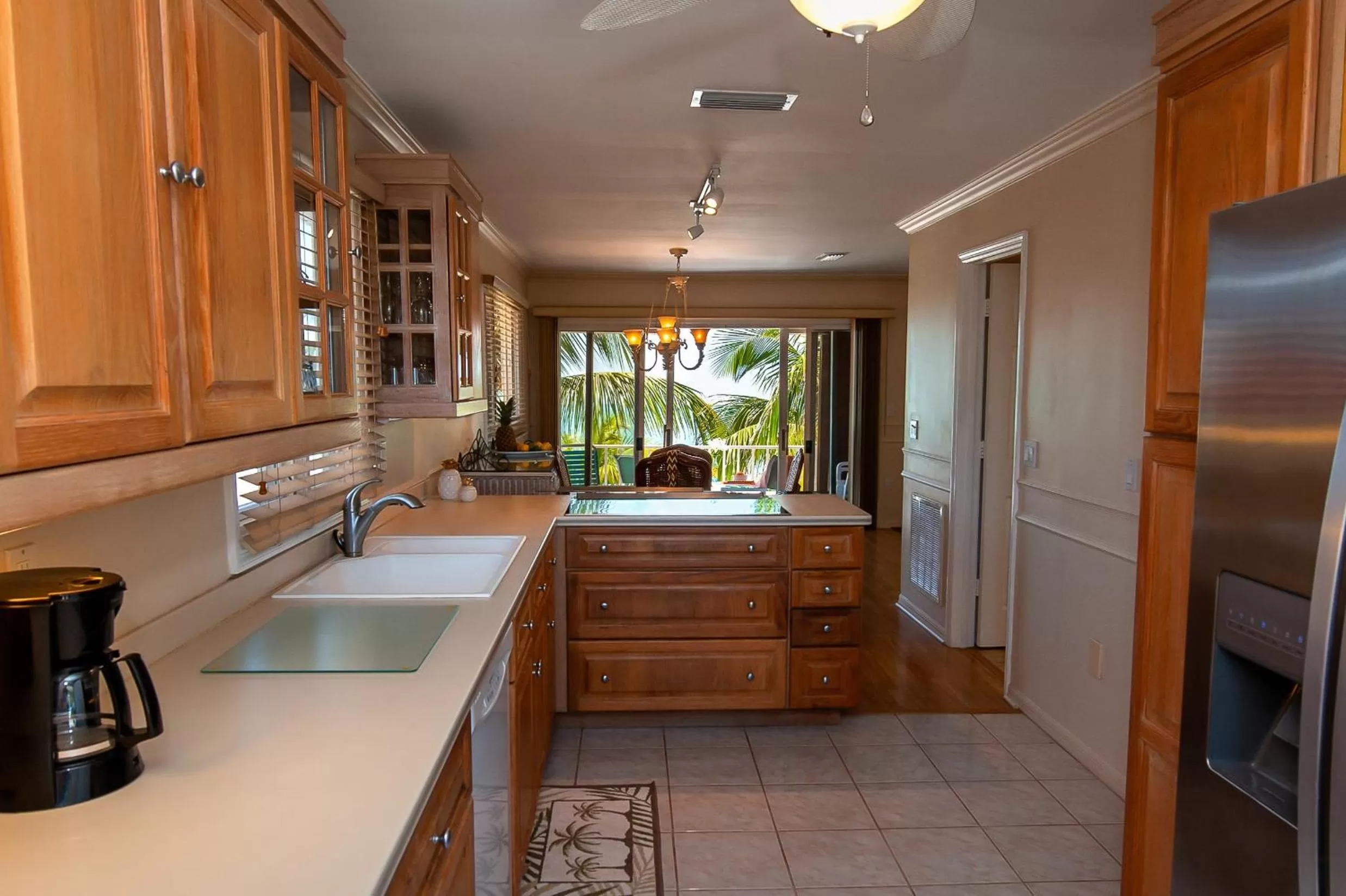 Kitchen or kitchenette in Cedar Cove Resort & Cottages