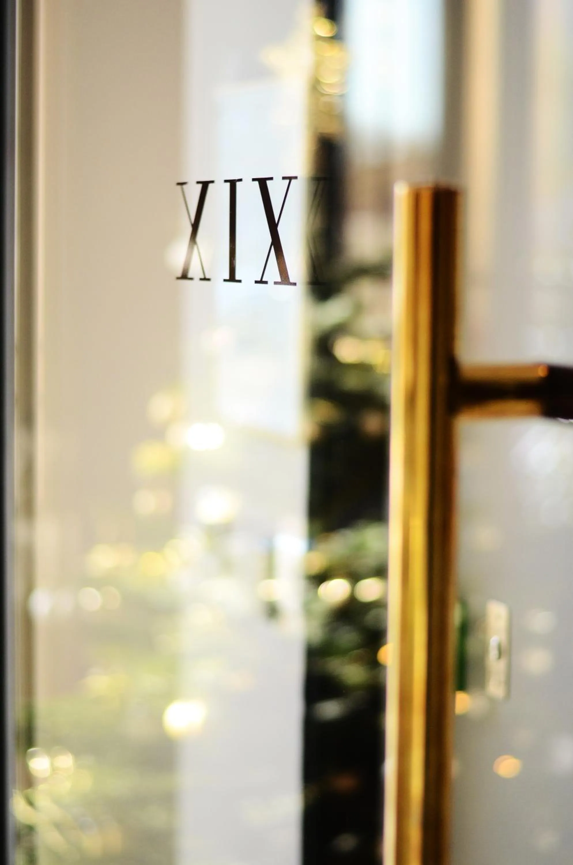 Decorative detail in Hôtel le XIX