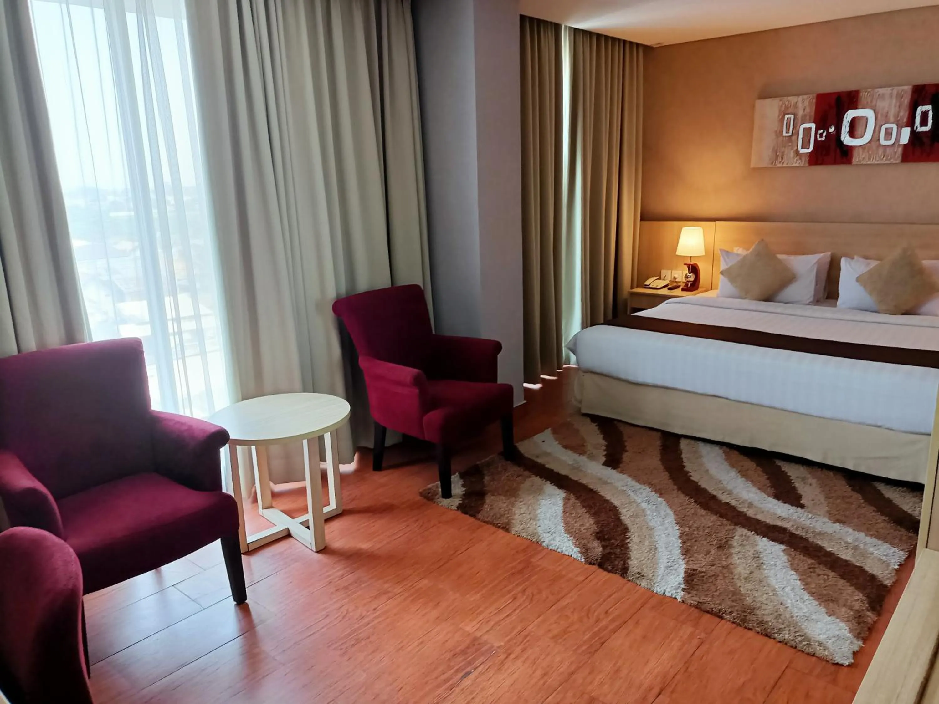 Bed in Days Hotel & Suites by Wyndham Jakarta Airport