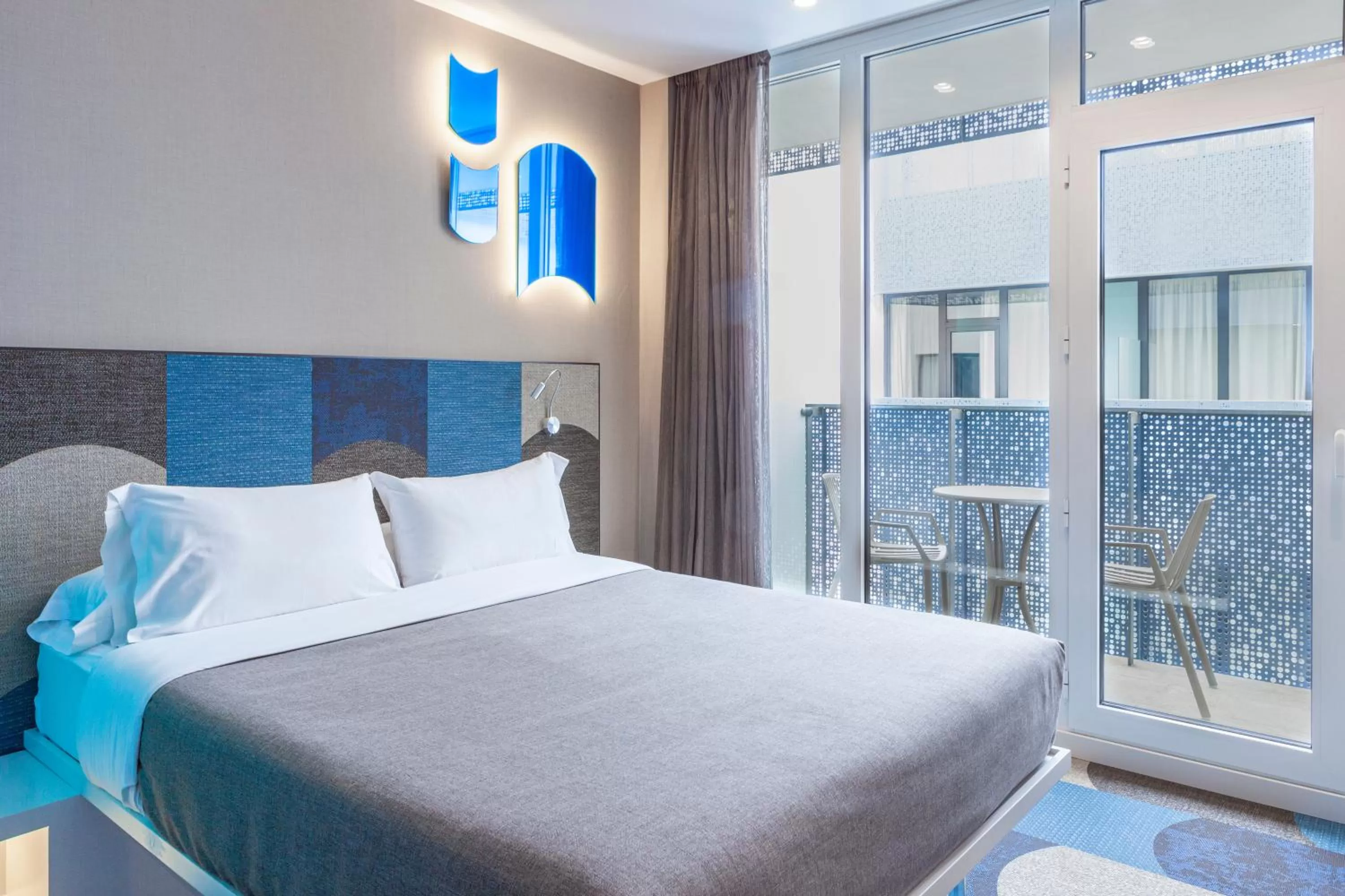 Photo of the whole room, Bed in Hotel Macià Sevilla Kubb