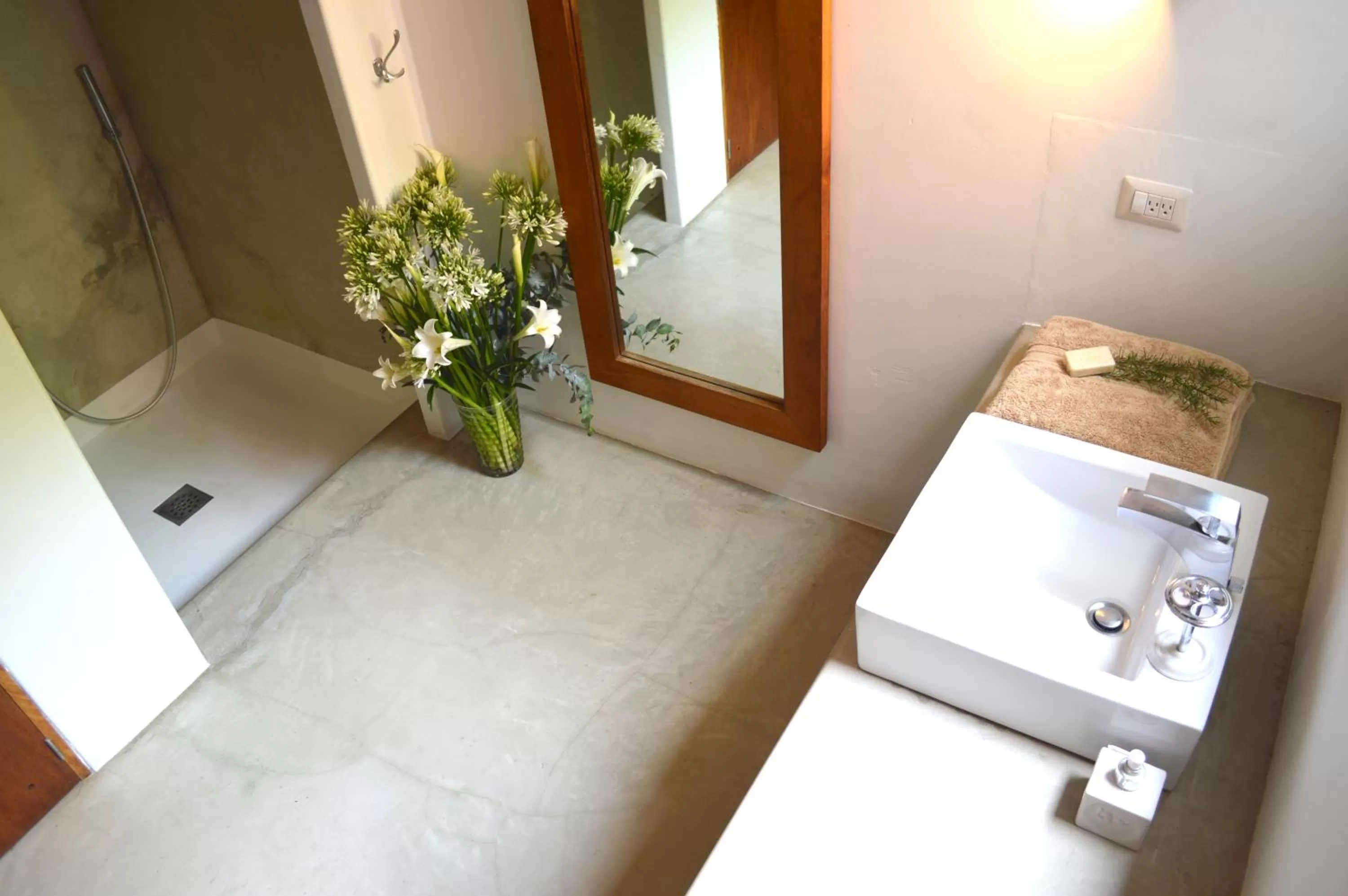 Bathroom in Anzan Atitlan