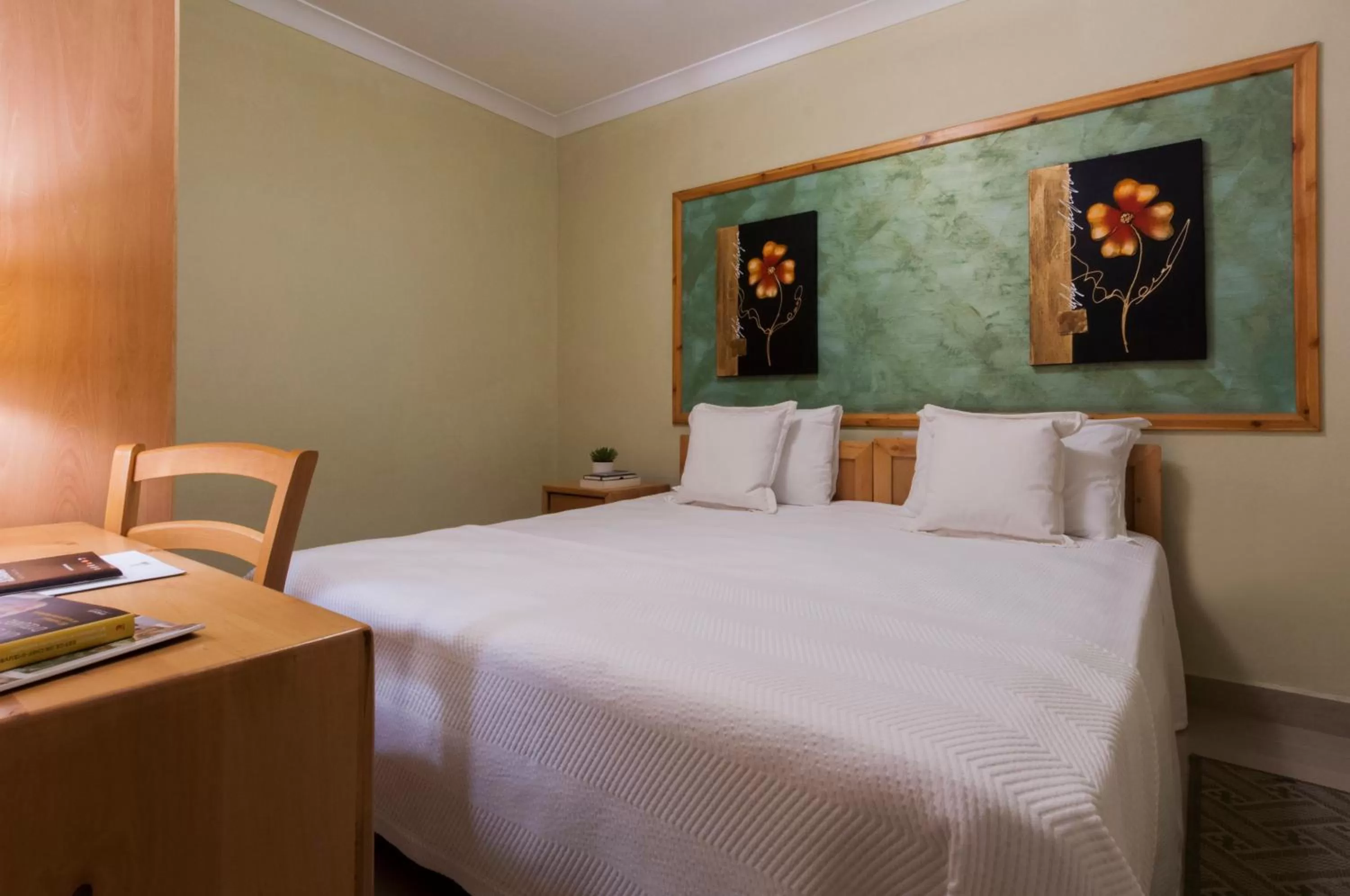 Family Room in Alexandra Hotel