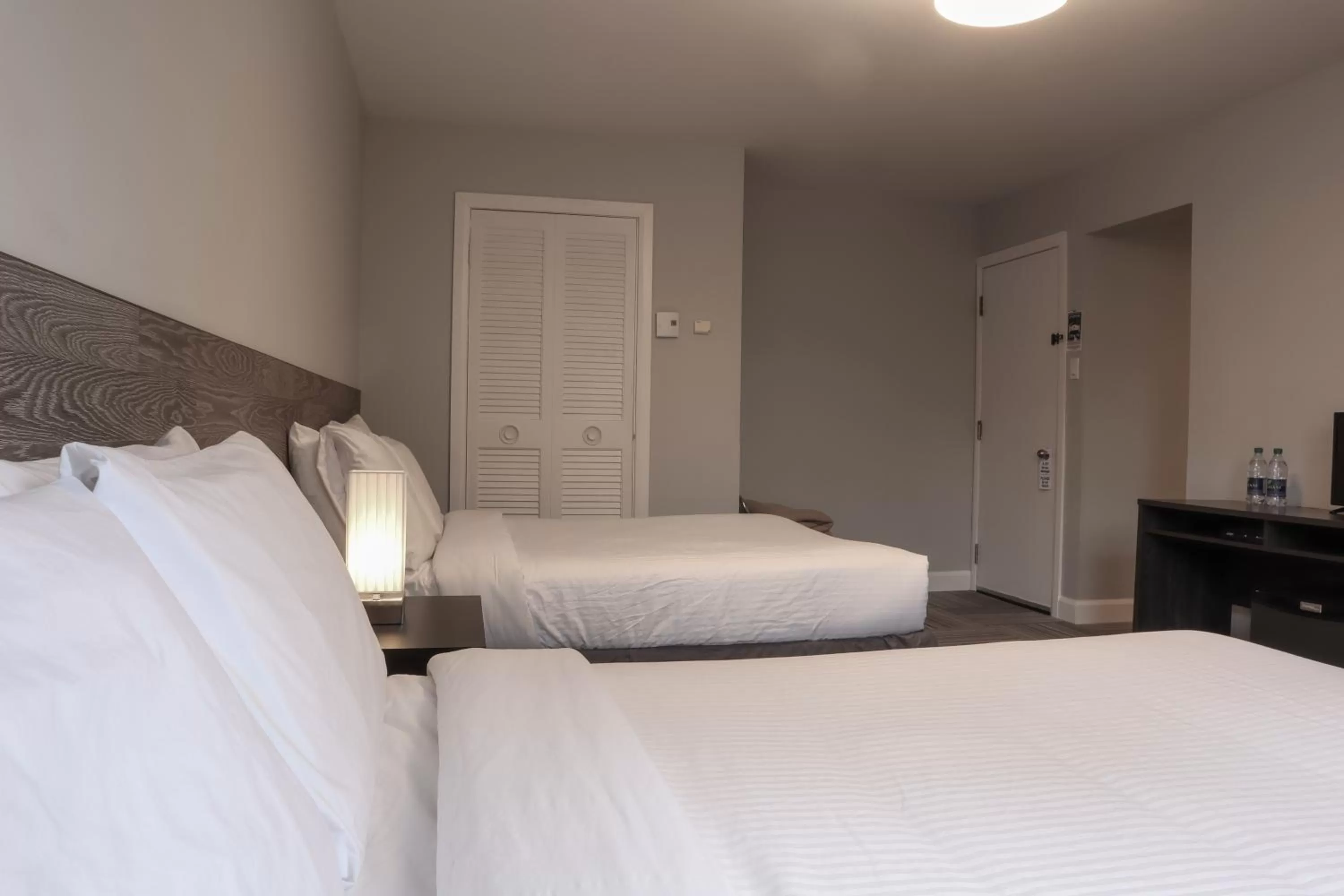 Bed in Auberge Valcartier - Par Aneyro