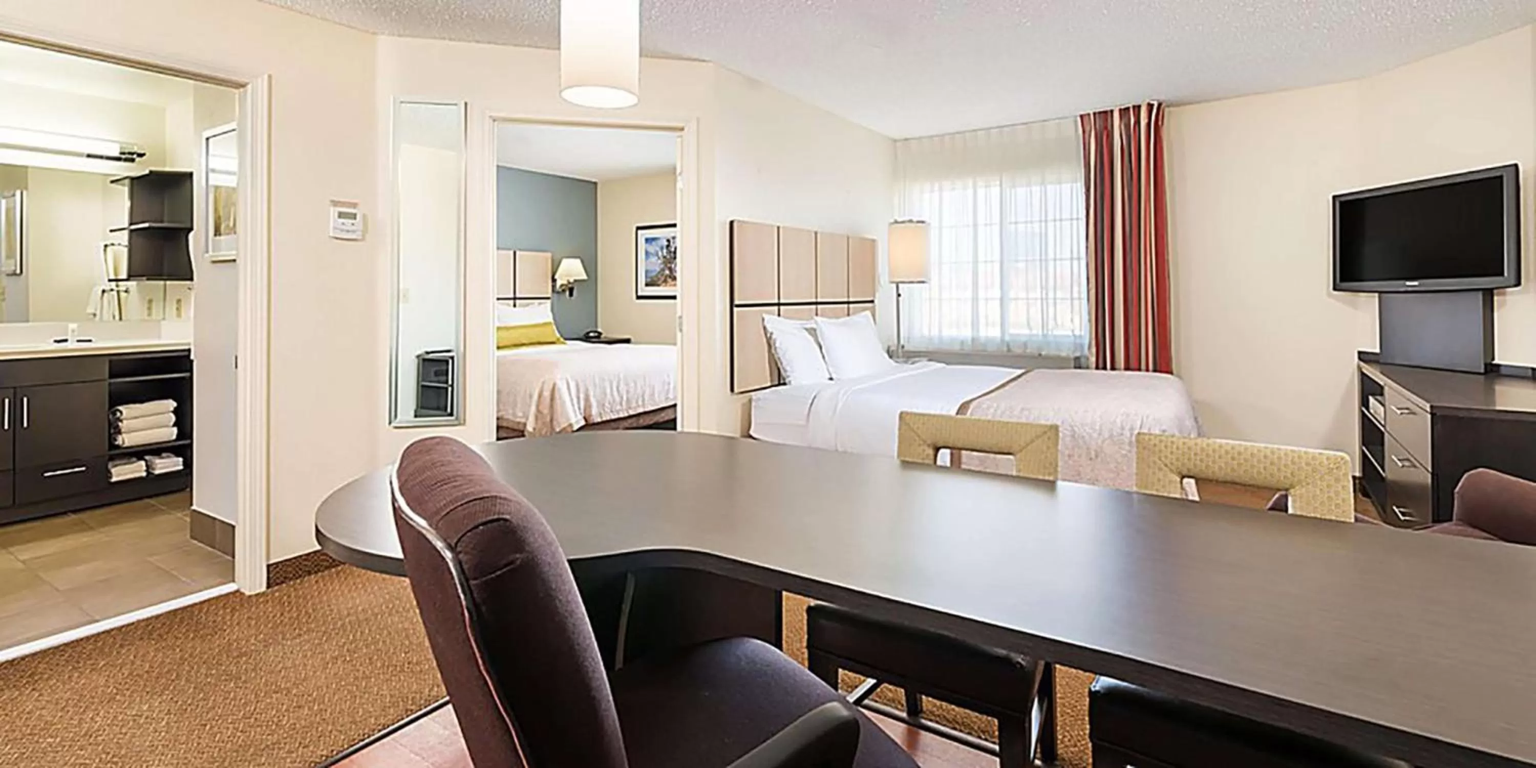 Sonesta Simply Suites Pittsburgh Airport