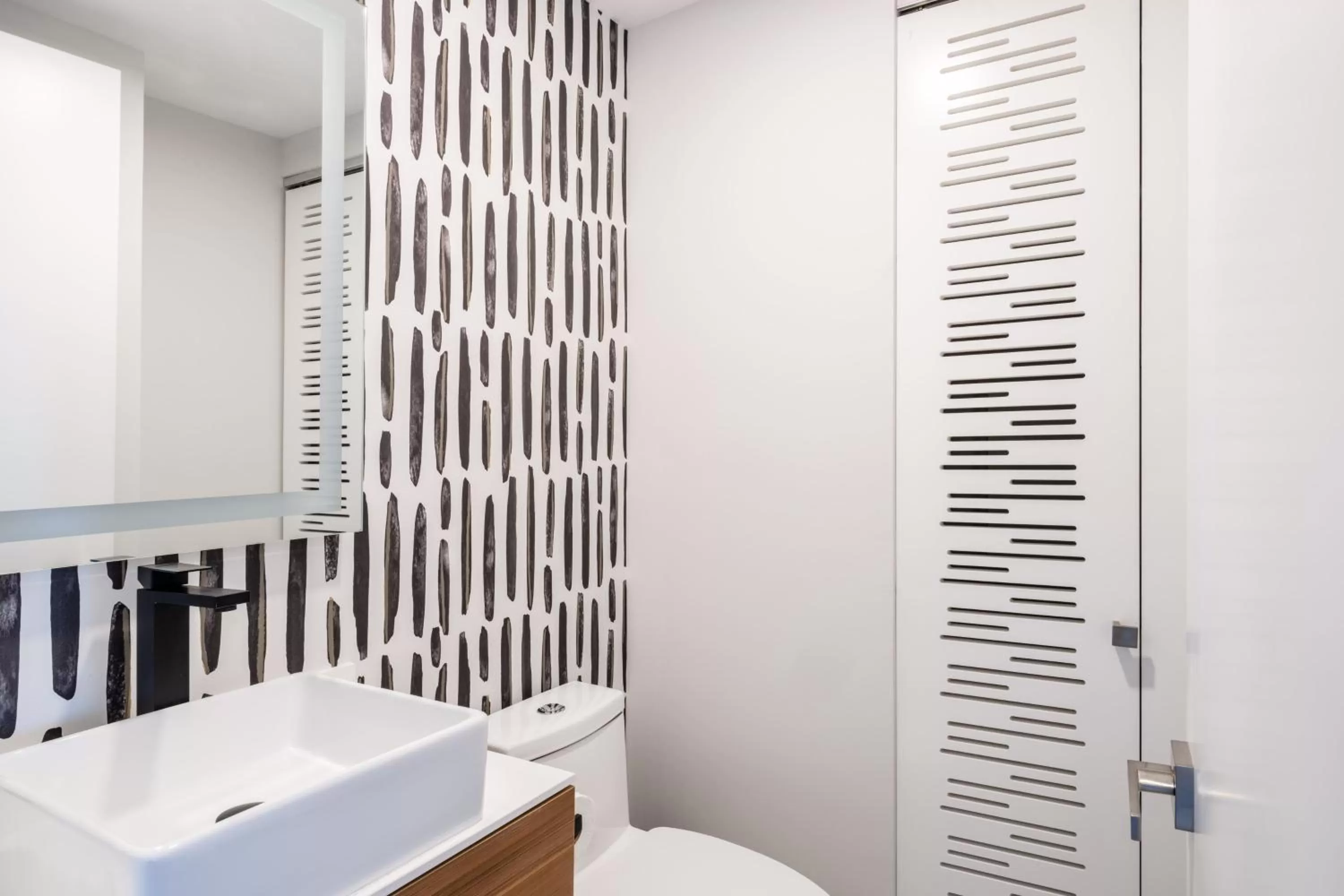 Bathroom in Atwell Suites Miami Brickell by IHG