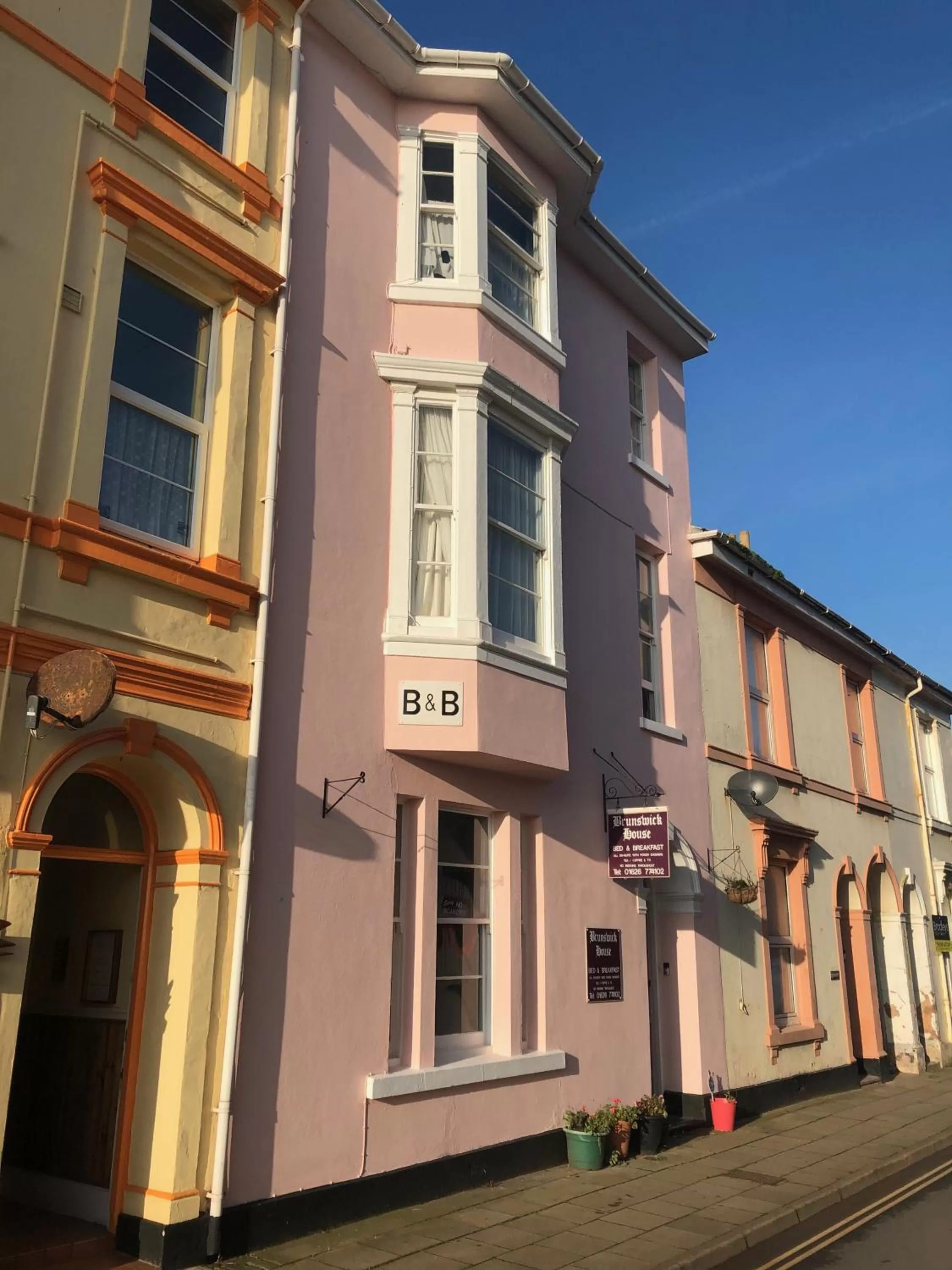 Property Building in Brunswick House