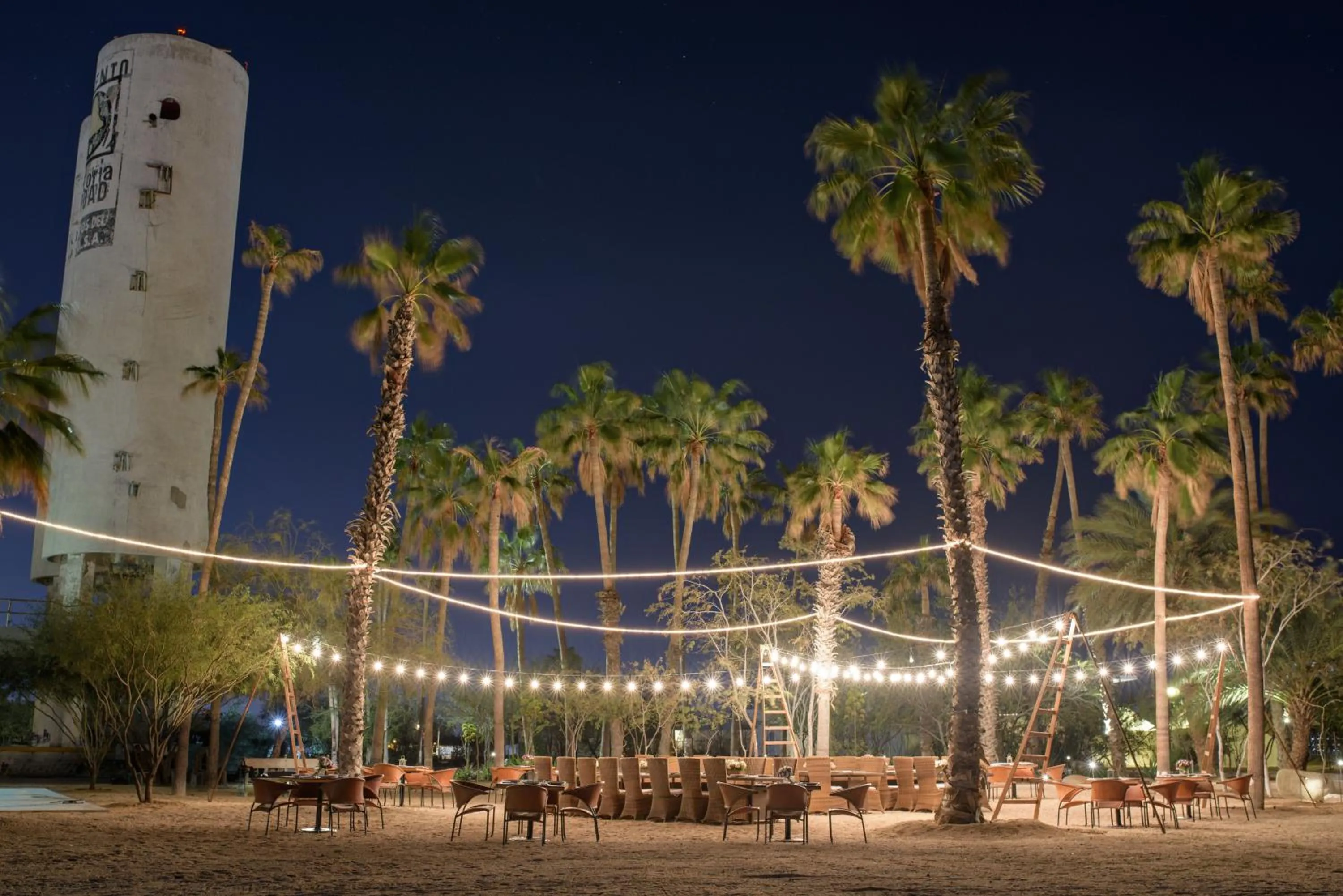 Entertainment in Marea La Paz