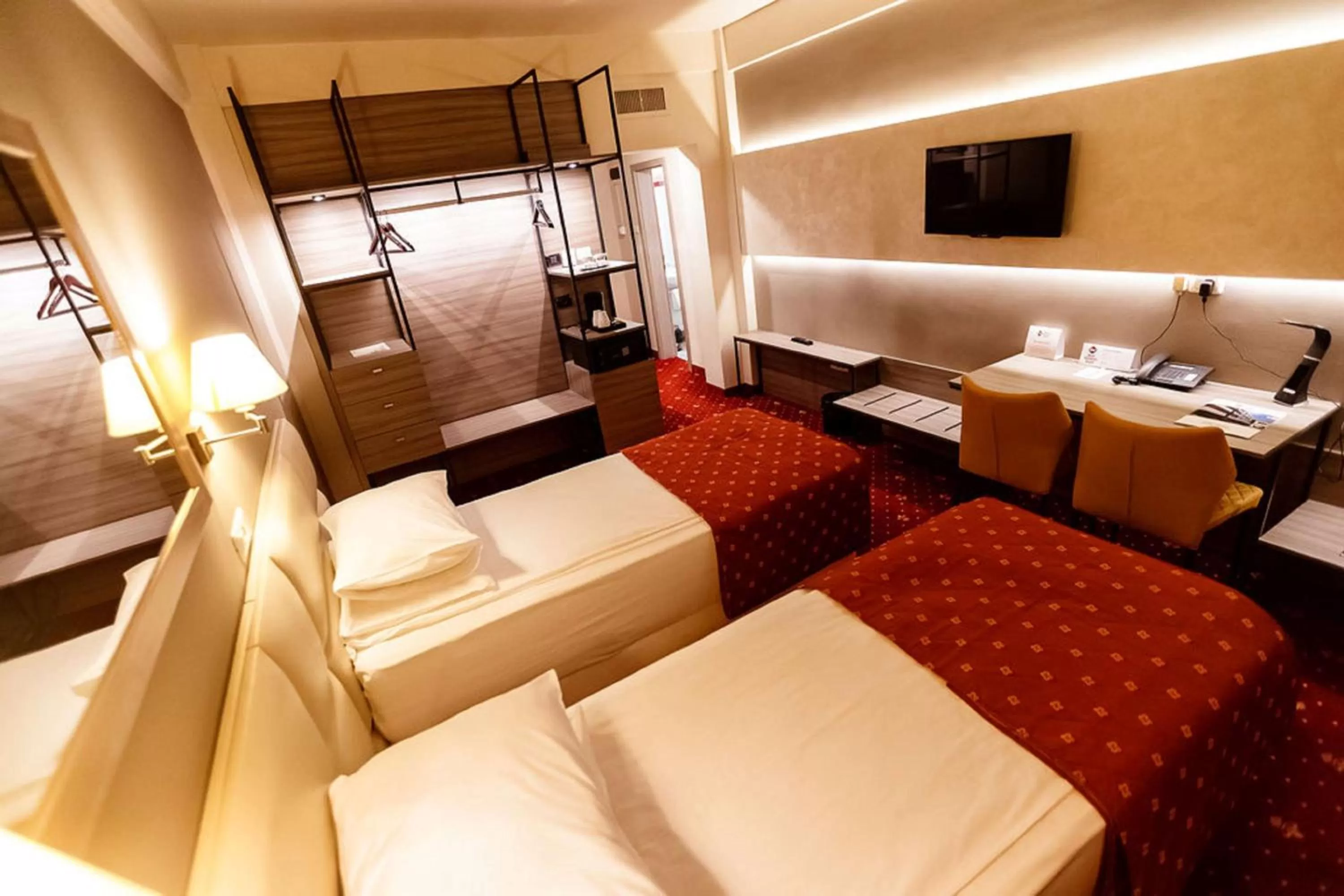 Photo of the whole room, Bed in Best Western Plus Lido Hotel