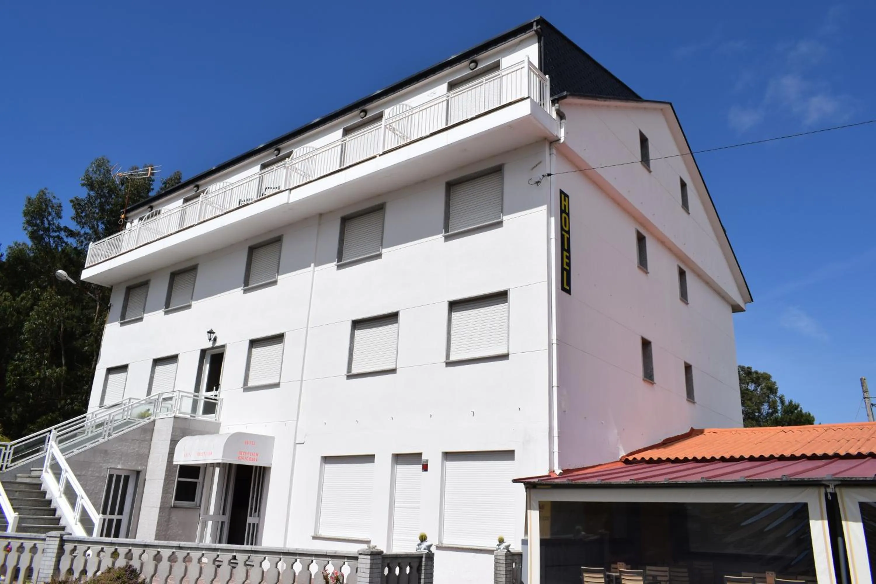 Property building in Hotel Xunca Blanca