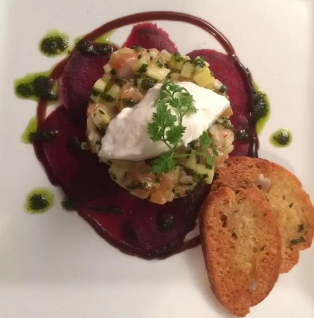 Meals in Hotel Restaurant Le Clos De Pradines