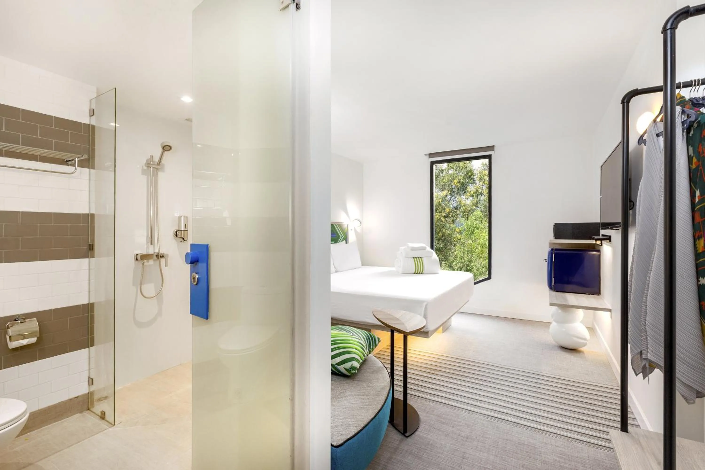 Photo of the whole room in COSI Samui Chaweng Beach - SHA Plus