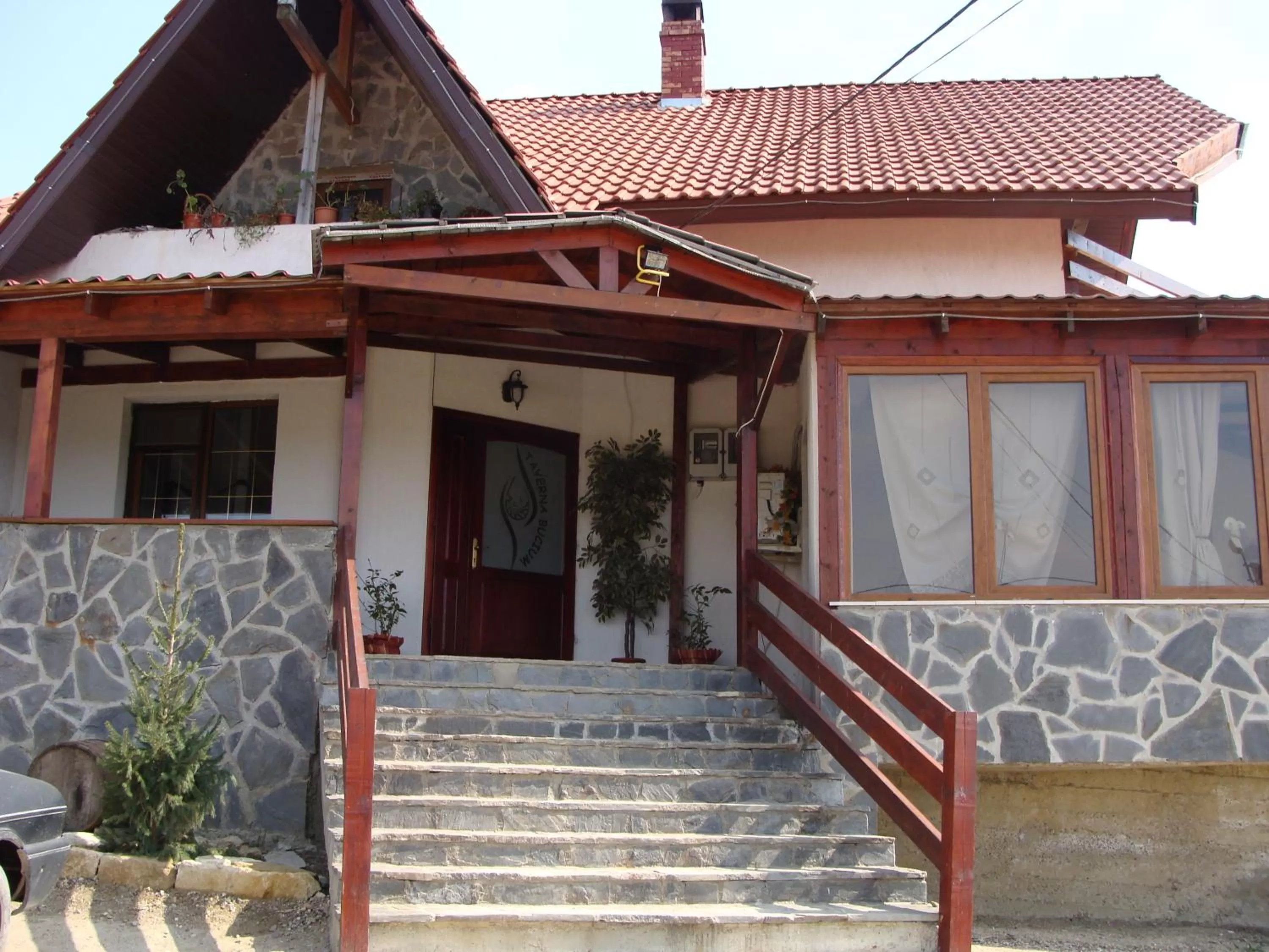 Property building in Pensiunea Taverna Bucium